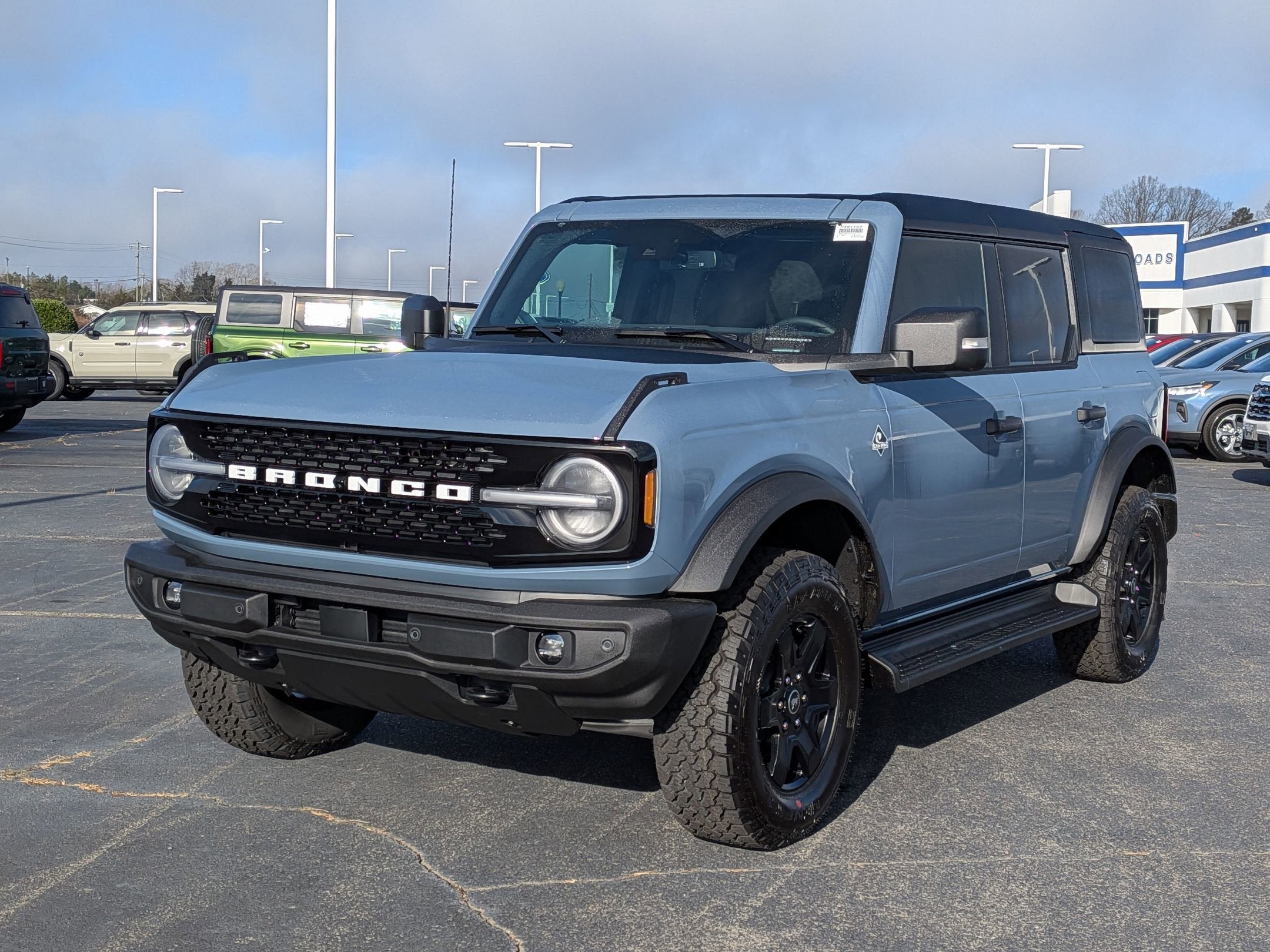 2025 Ford Bronco Outer Banks