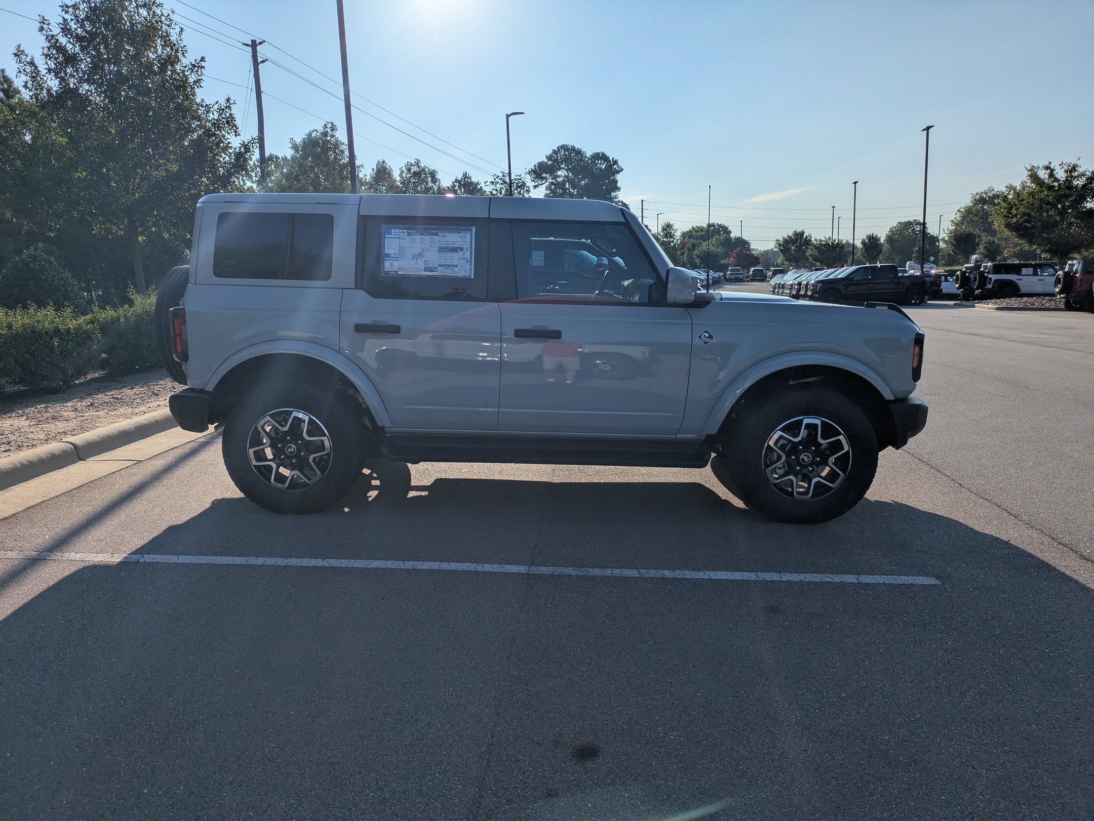 2026 Ford Bronco Outer Banks Custom Wheels / Lift