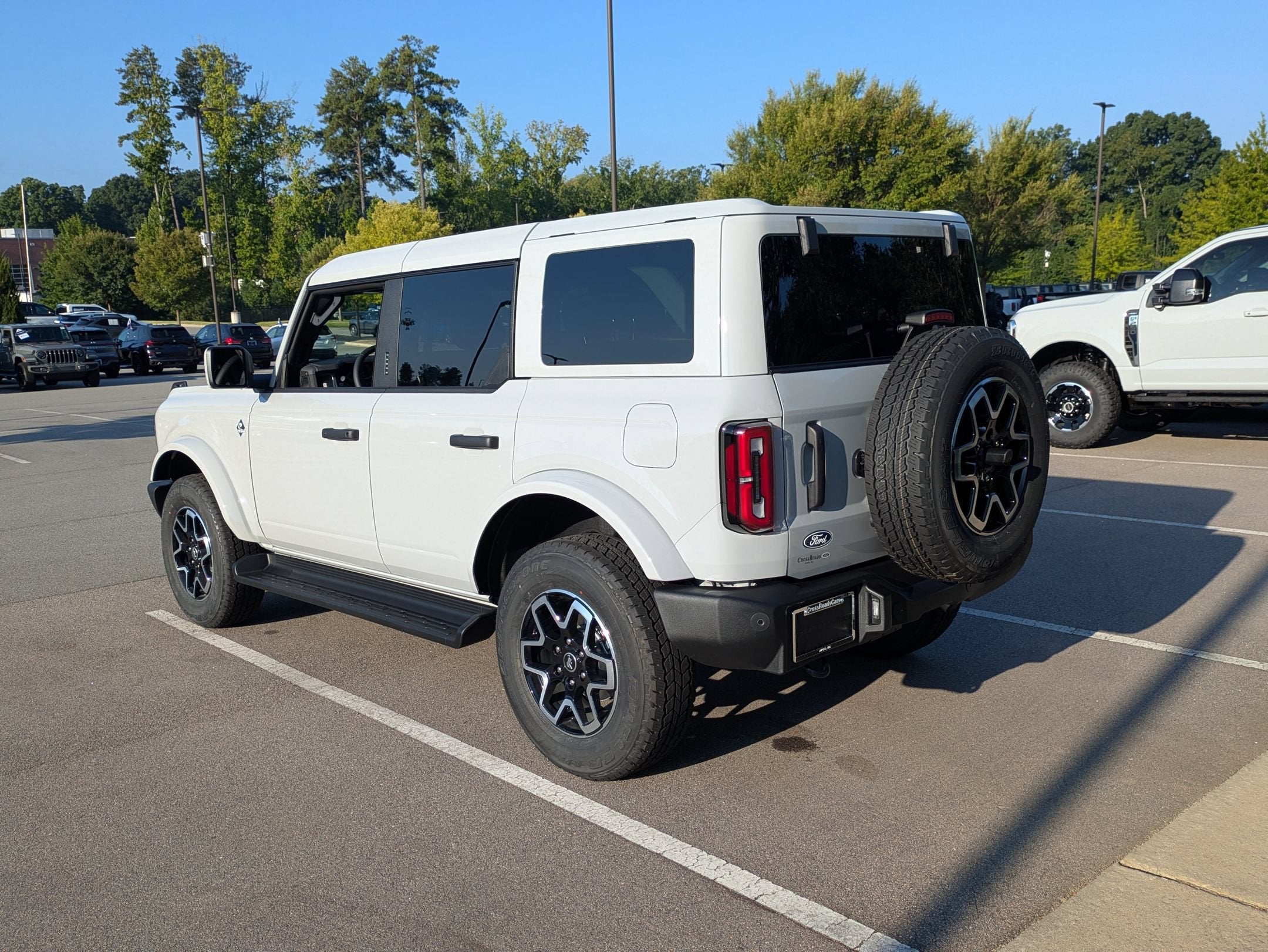 2026 Ford Bronco Outer Banks Custom Wheels / Lift