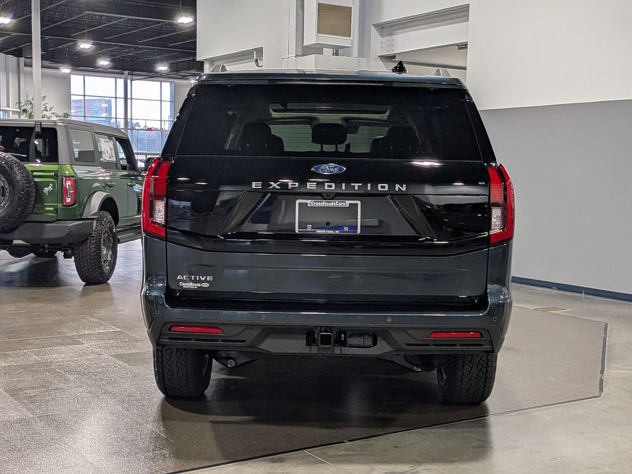 2025 Ford Expedition Active