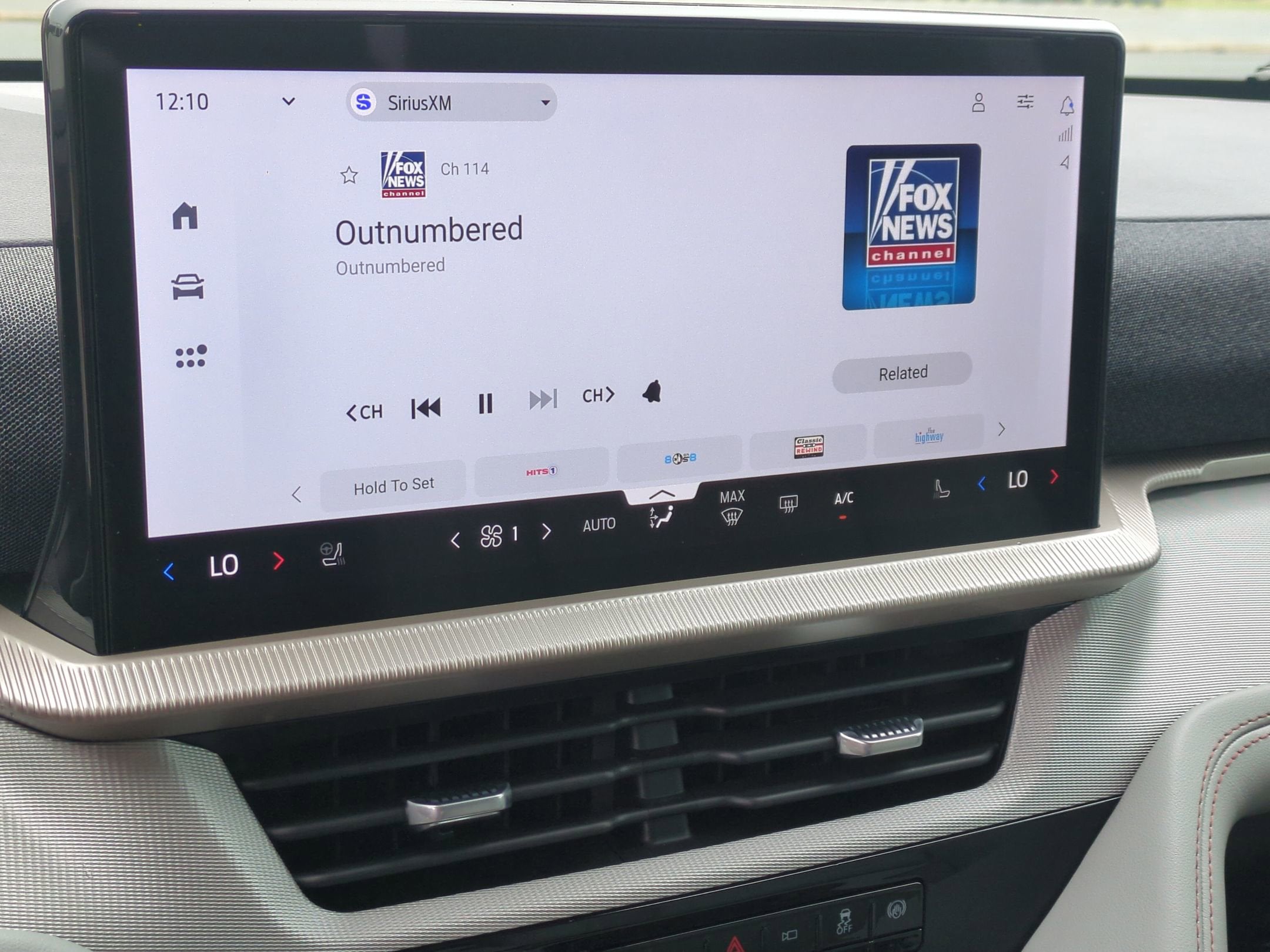 2026 Ford Explorer Active - Crossroads Courtesy Demo