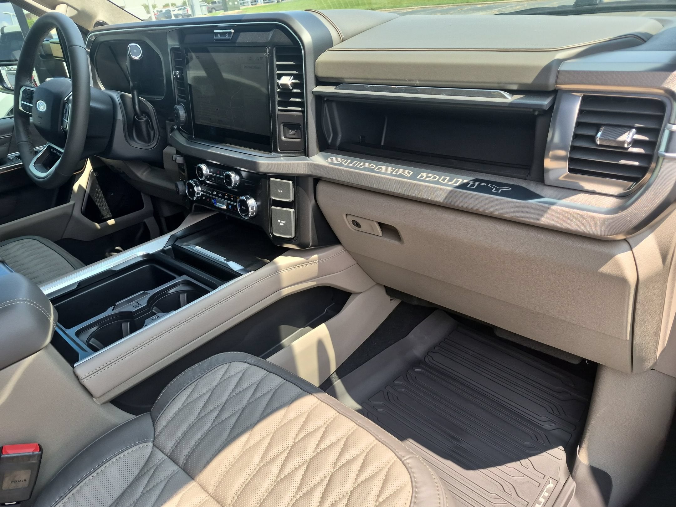 2026 Ford Super Duty F-250 SRW Platinum