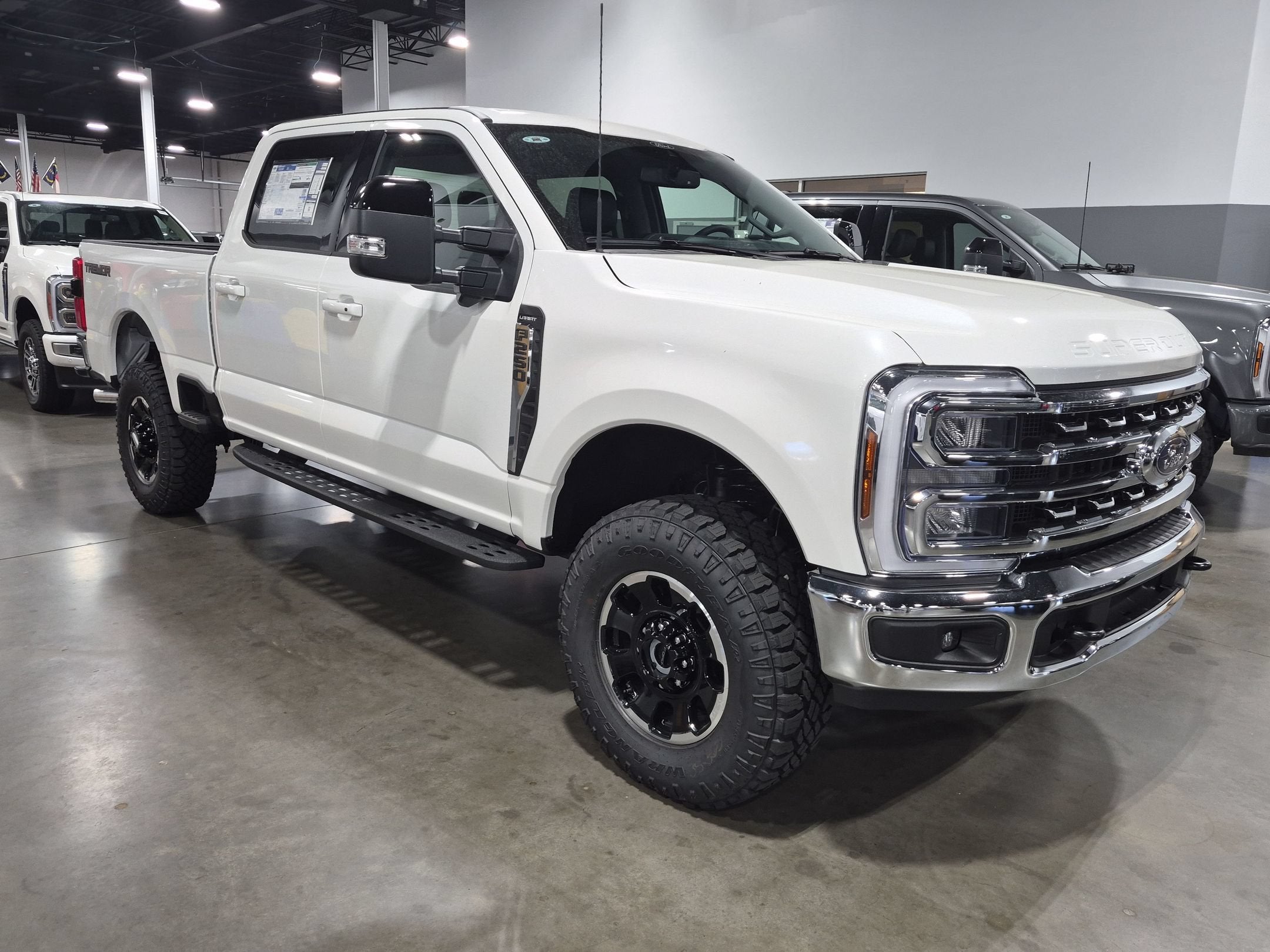 2026 Ford Super Duty F-250 SRW LARIAT