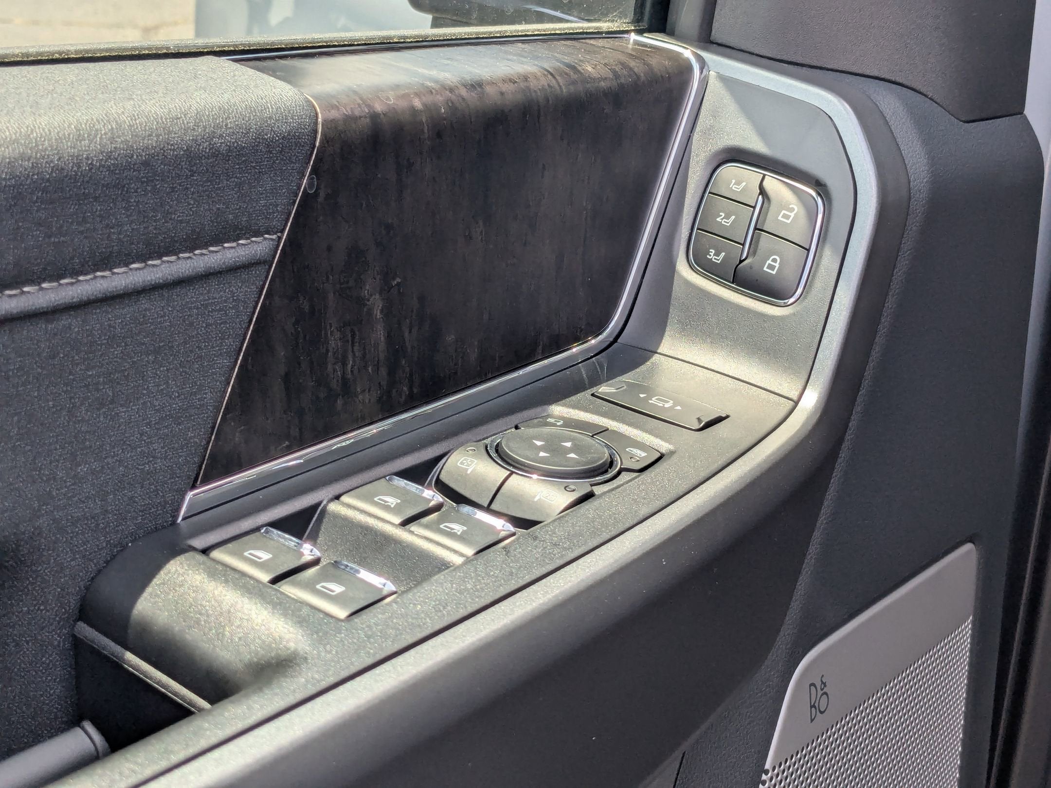 2025 Ford Super Duty F-250 SRW LARIAT