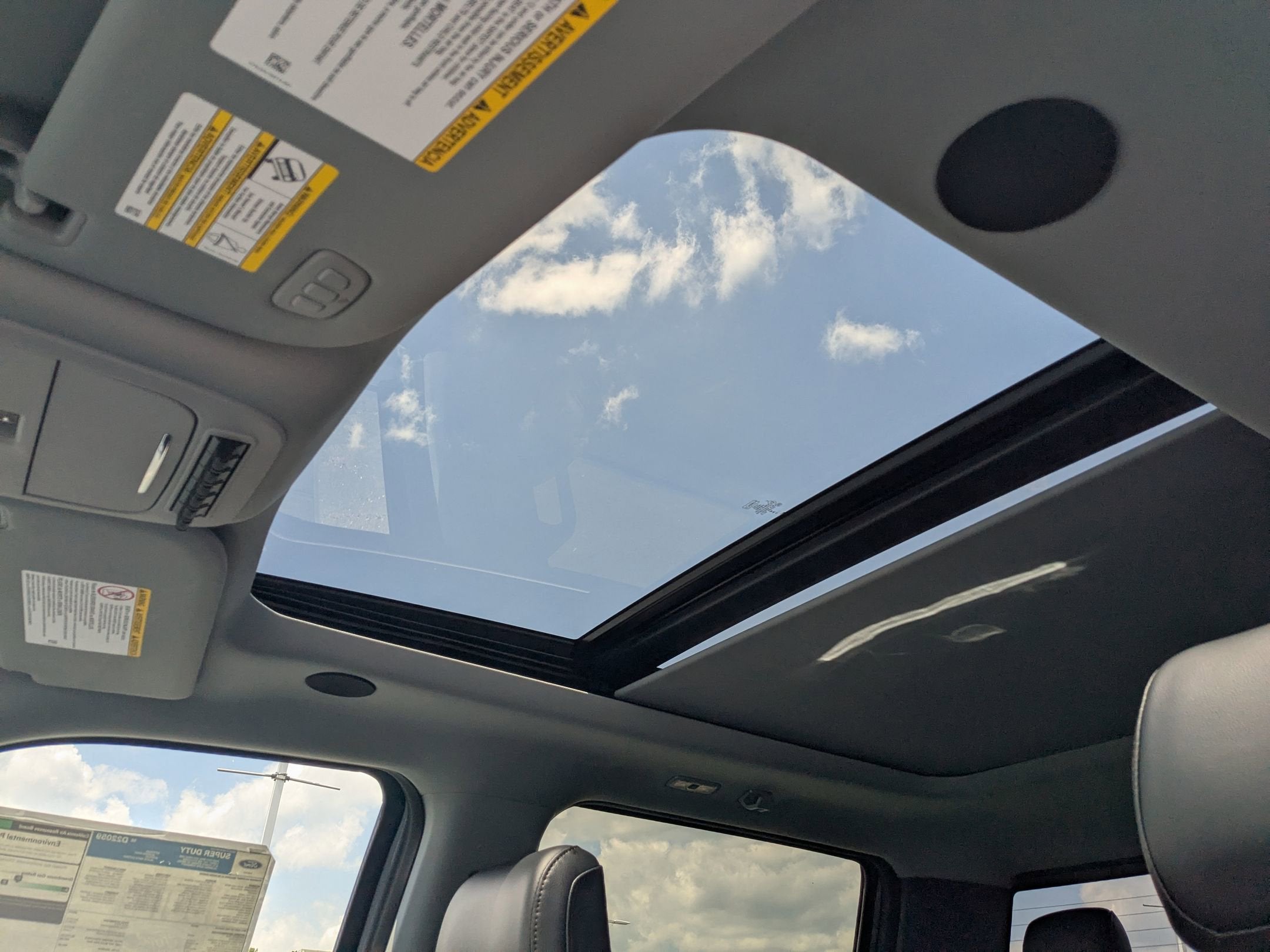 2025 Ford Super Duty F-250 SRW LARIAT