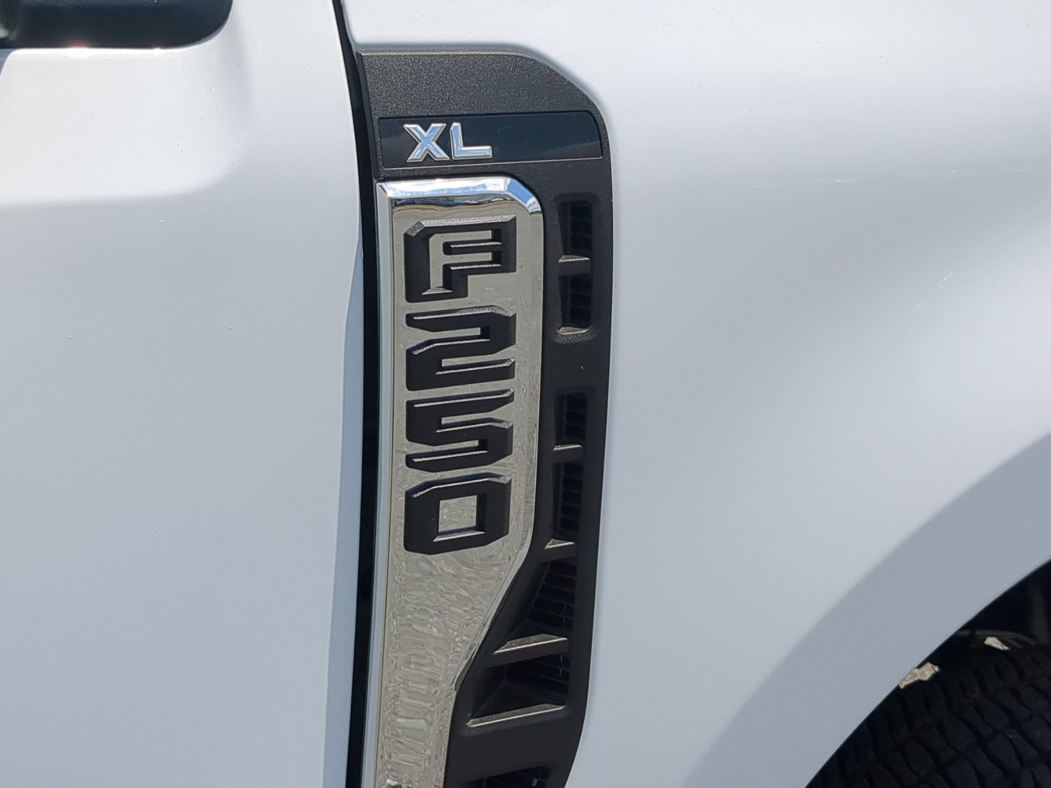 2026 Ford Super Duty F-250 SRW XL