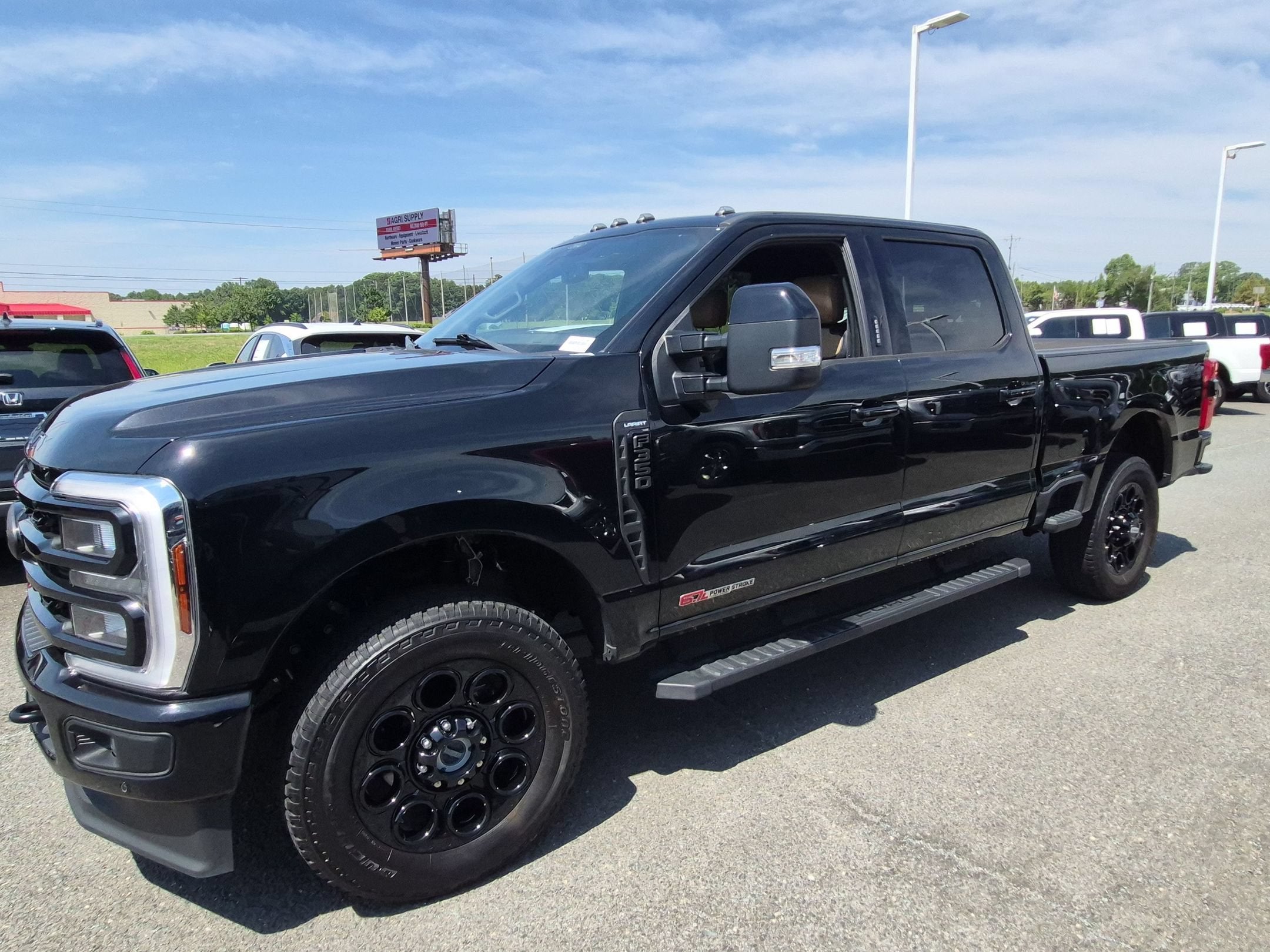 2024 Ford Super Duty F-350 SRW LARIAT