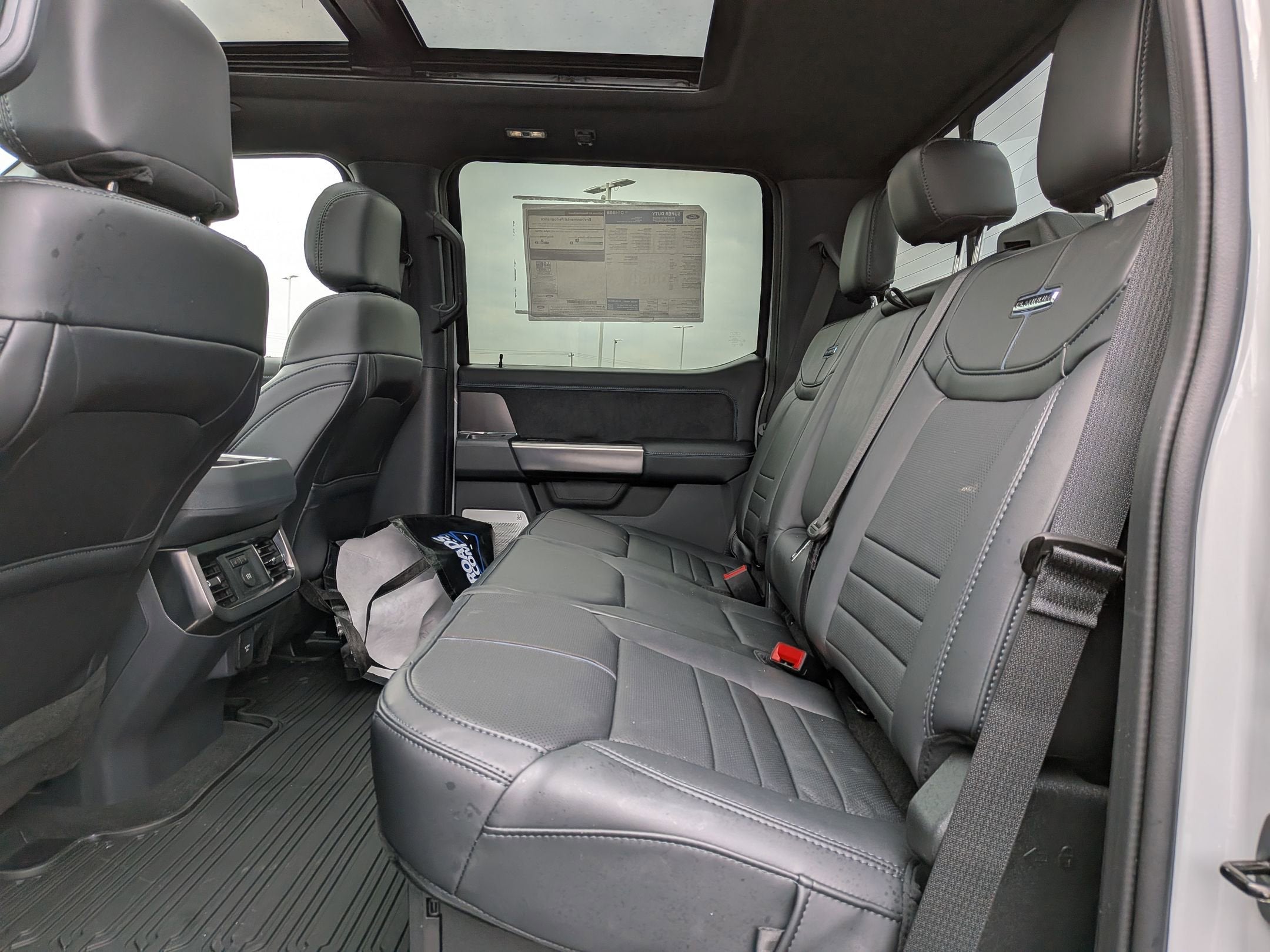 2026 Ford Super Duty F-350 SRW Platinum