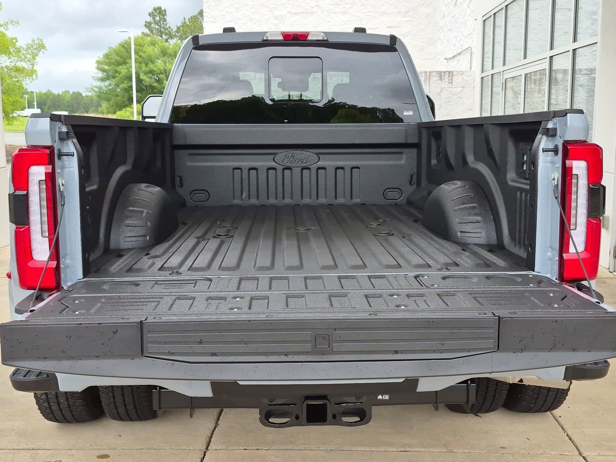 2026 Ford Super Duty F-350 DRW Platinum