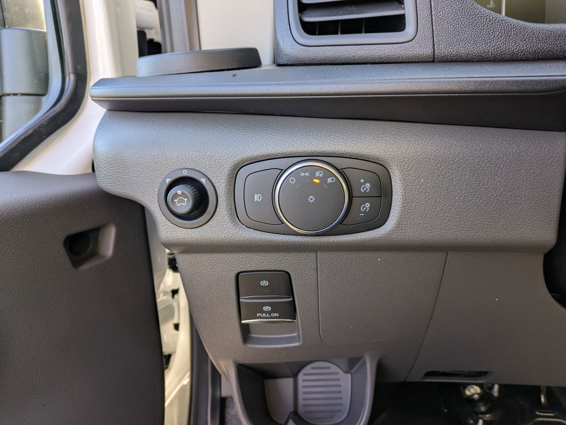 2026 Ford Transit Cargo Van Base