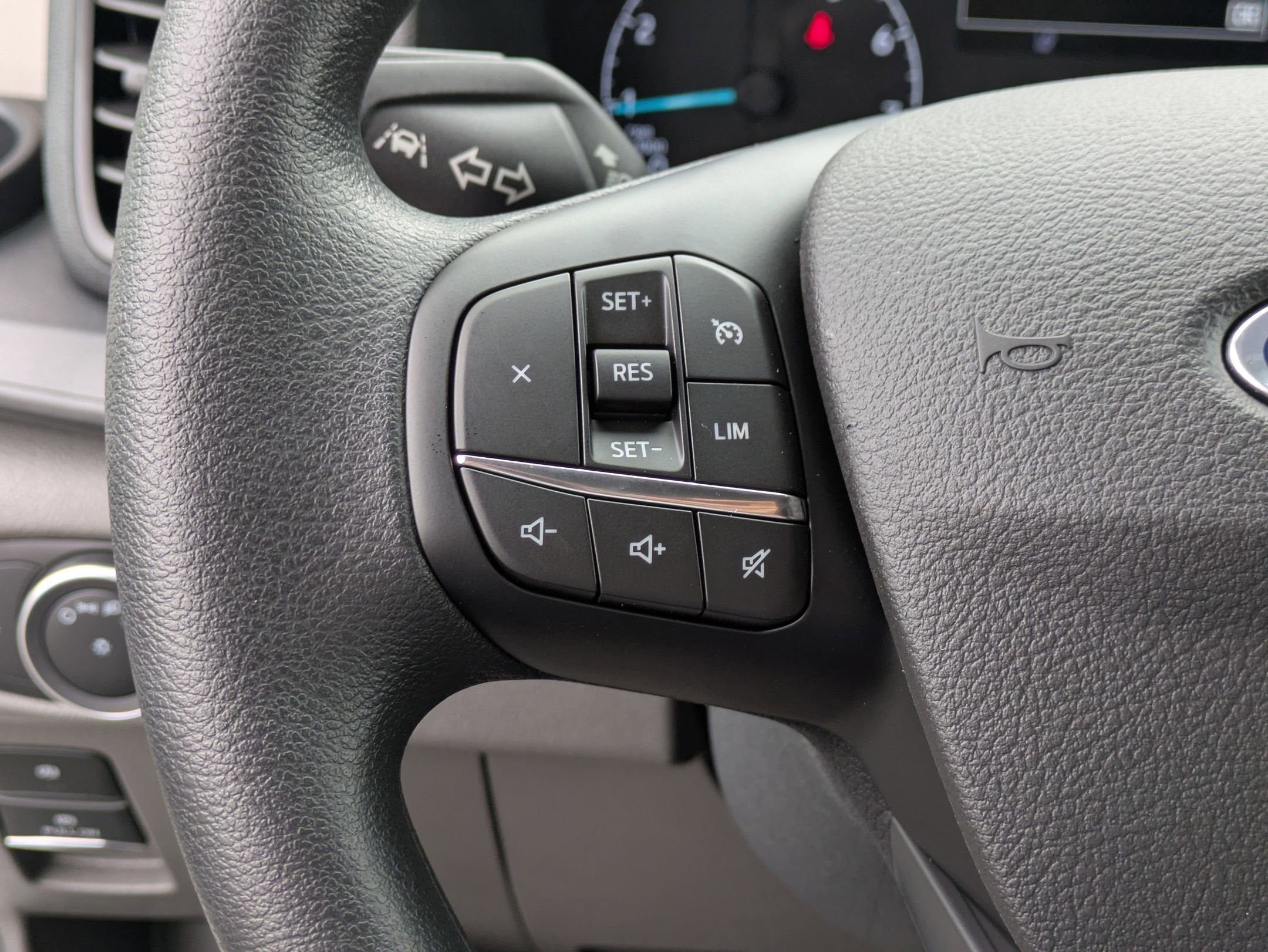 2025 Ford Transit Cargo Van Base