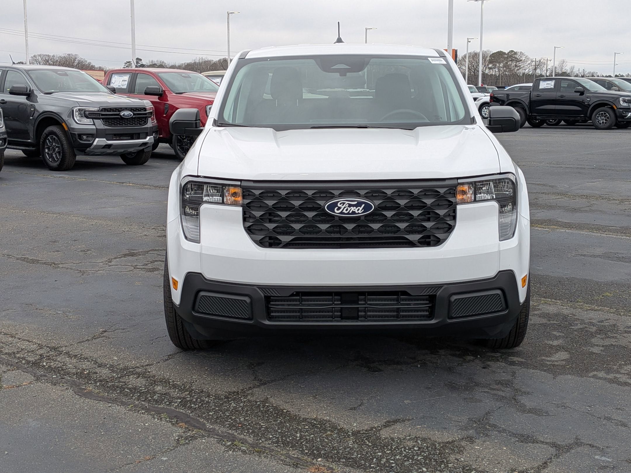 2025 Ford Maverick XL