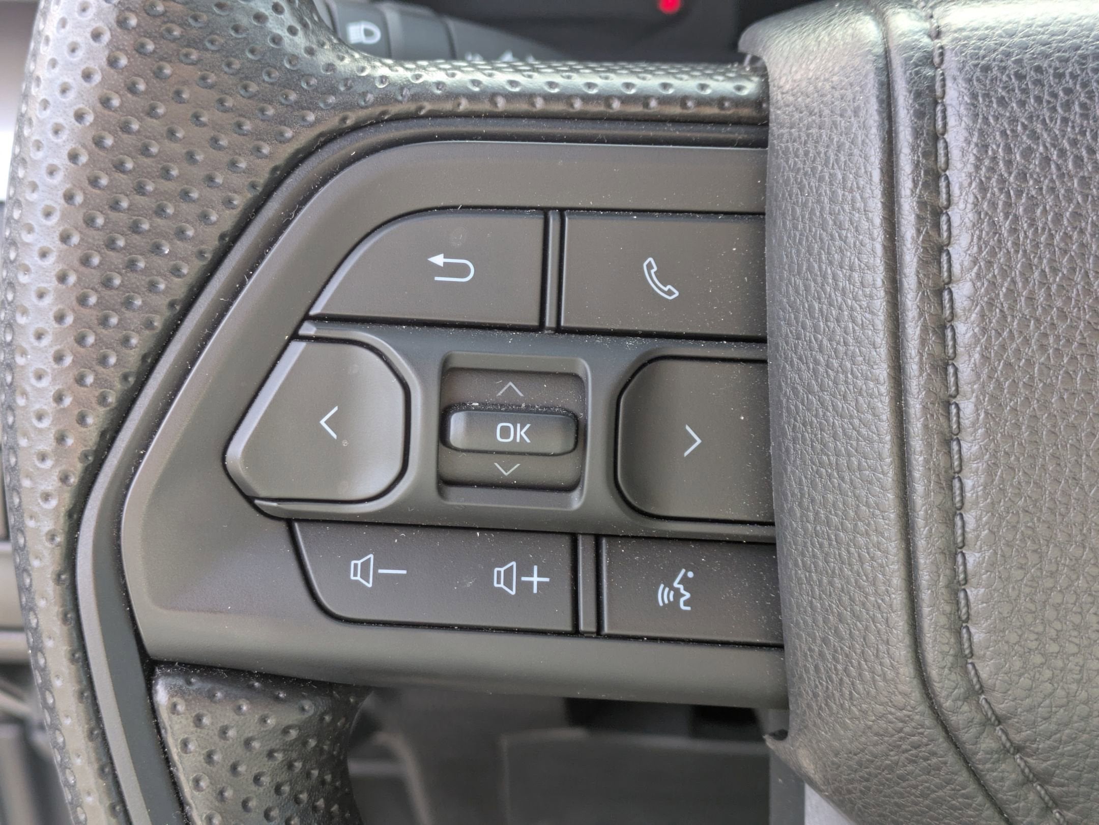 2024 Toyota Tacoma 2WD SR5