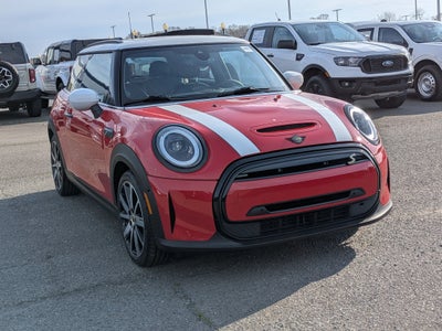 2023 MINI Hardtop 2 Door Cooper SE Signature
