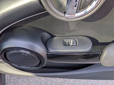 2023 MINI Hardtop 2 Door Cooper SE Signature