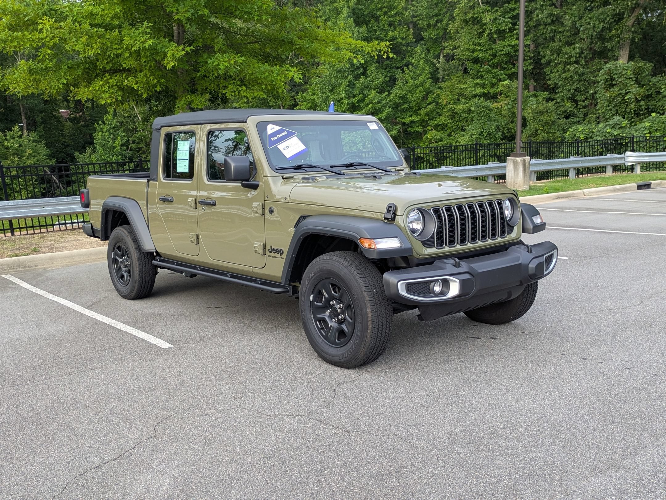 2025 Jeep Gladiator Sport