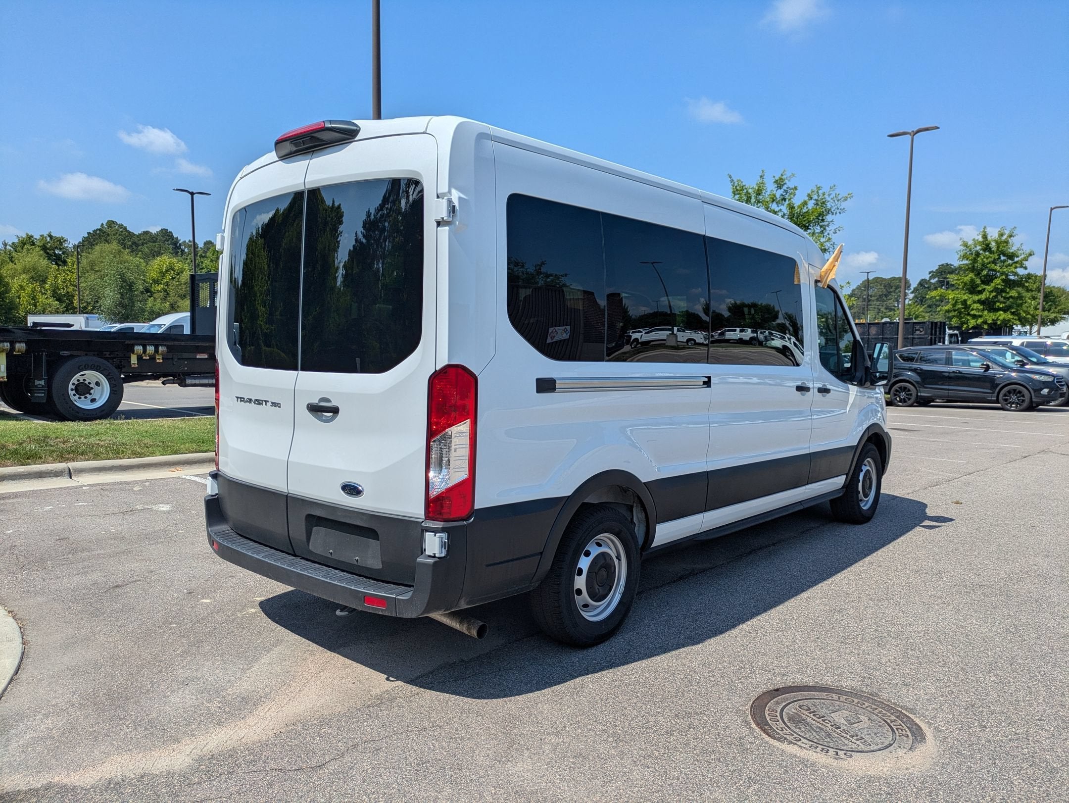 2025 Ford Transit Passenger Wagon XL