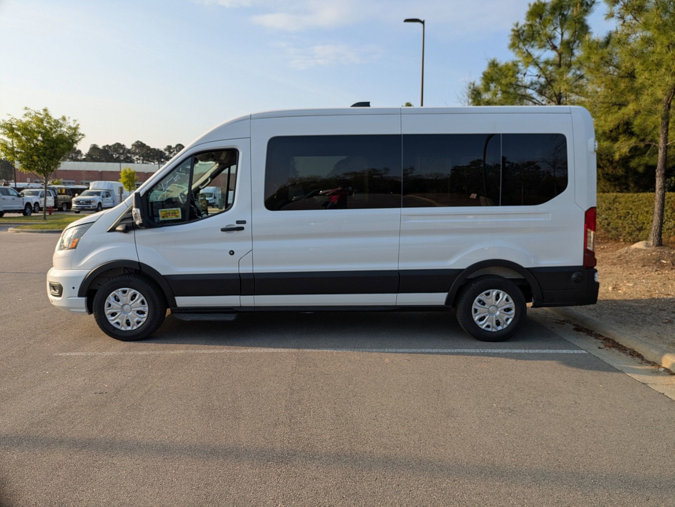2026 Ford Transit Passenger Wagon XL