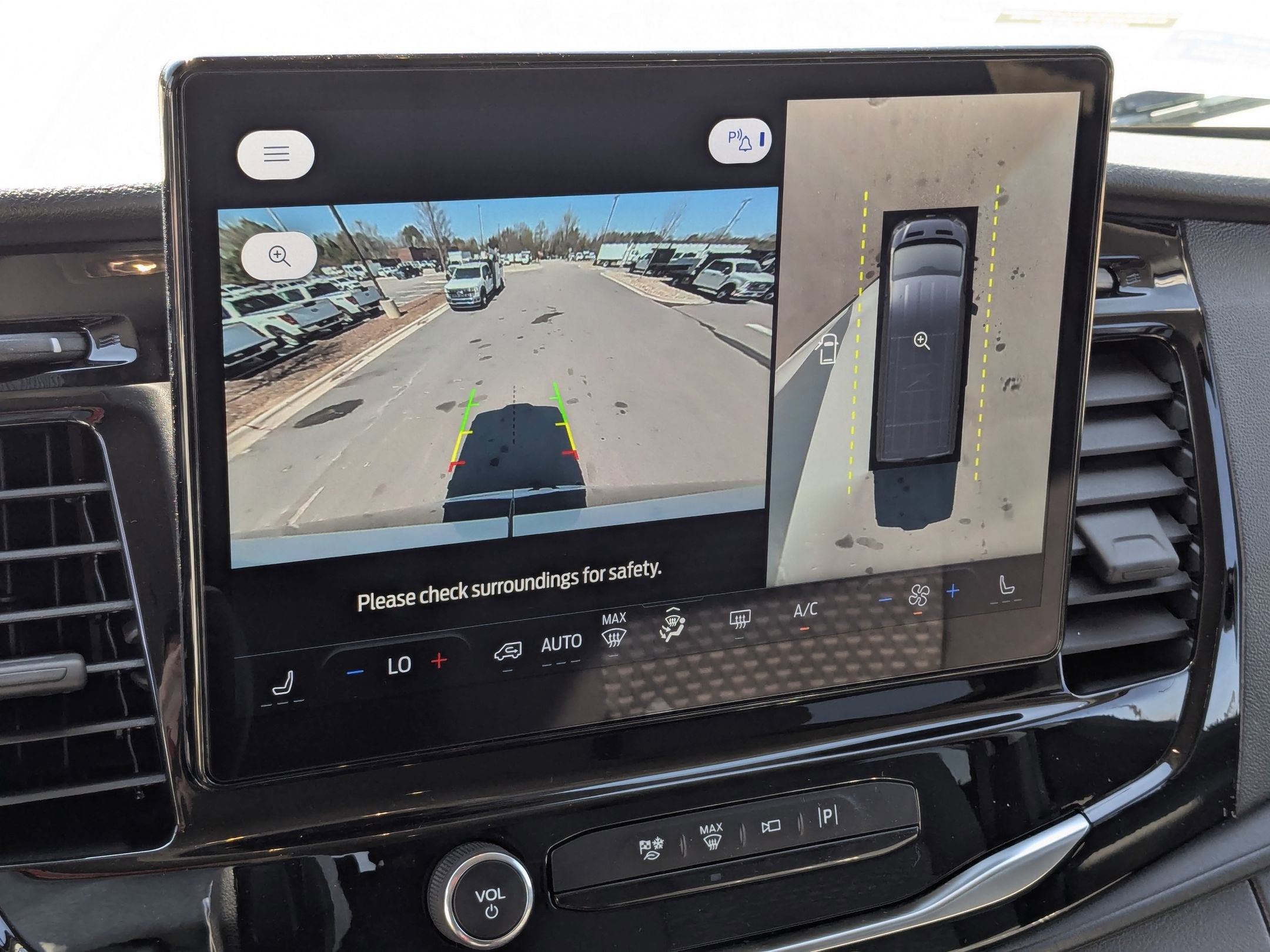 2026 Ford Transit Passenger Wagon XL