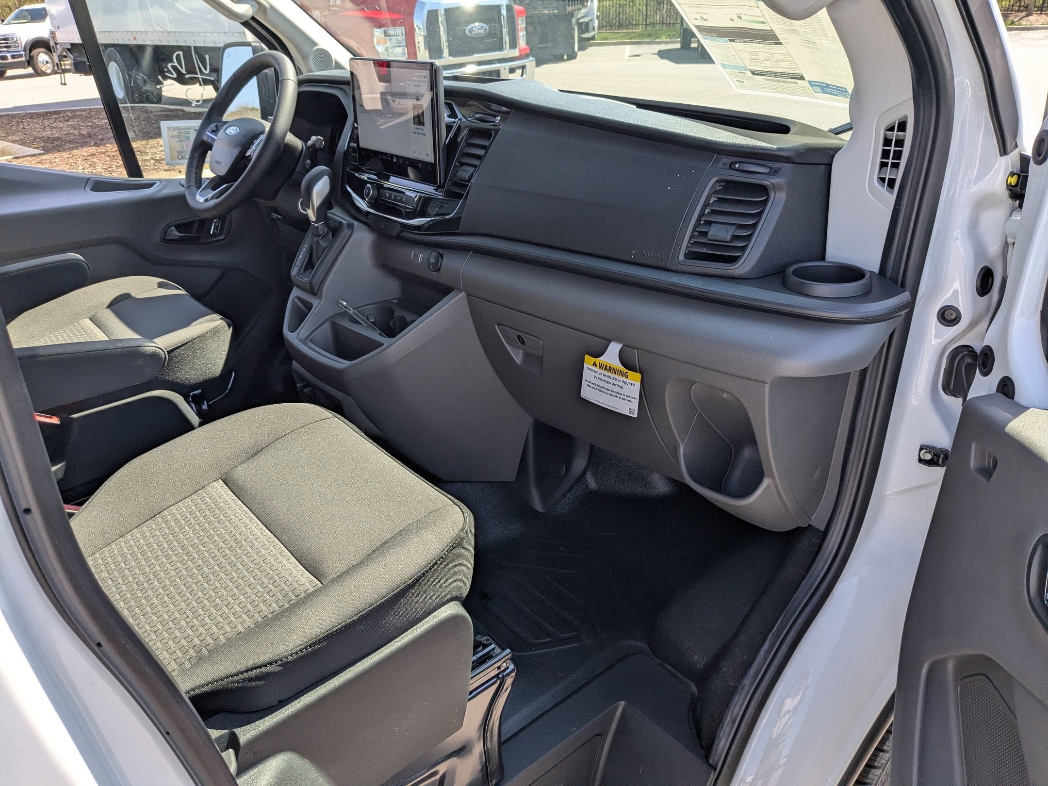 2026 Ford Transit Passenger Wagon XL