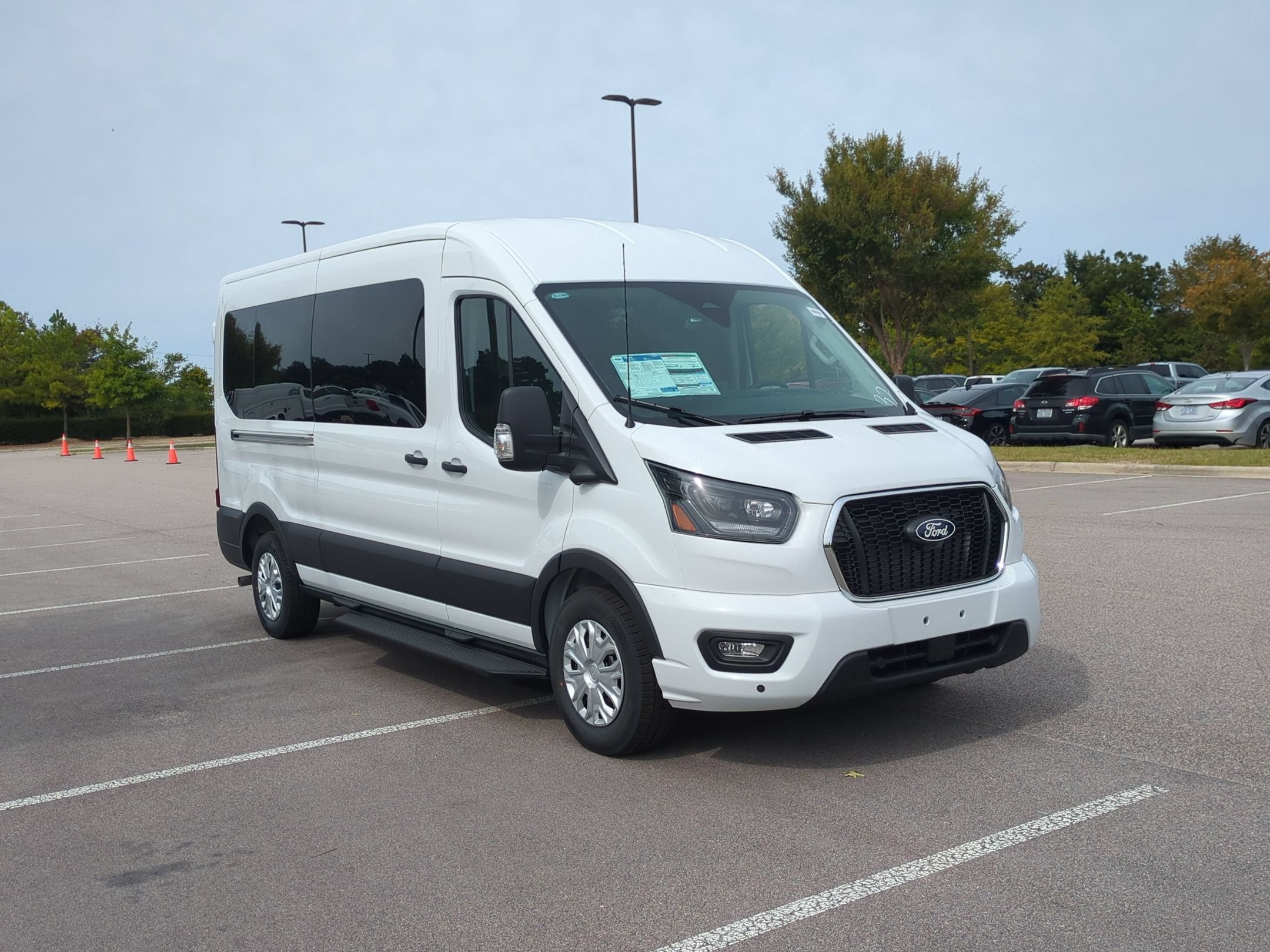 2027 Ford Transit Passenger Wagon XLT