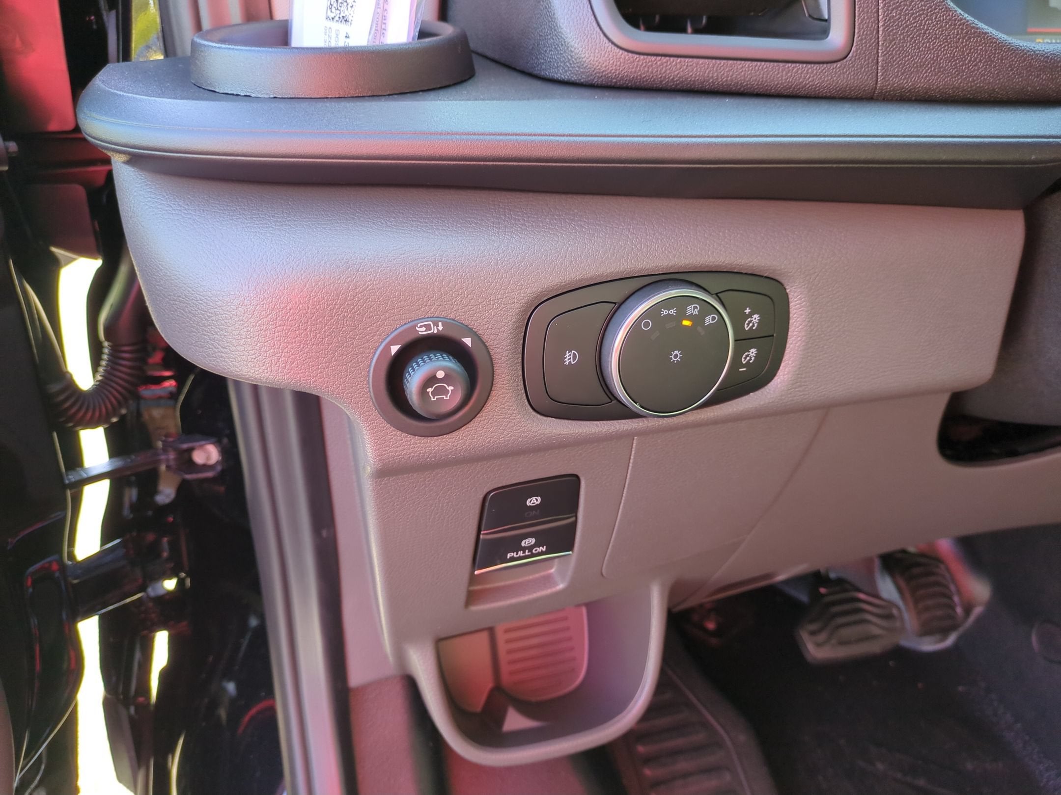 2027 Ford Transit Passenger Wagon XLT