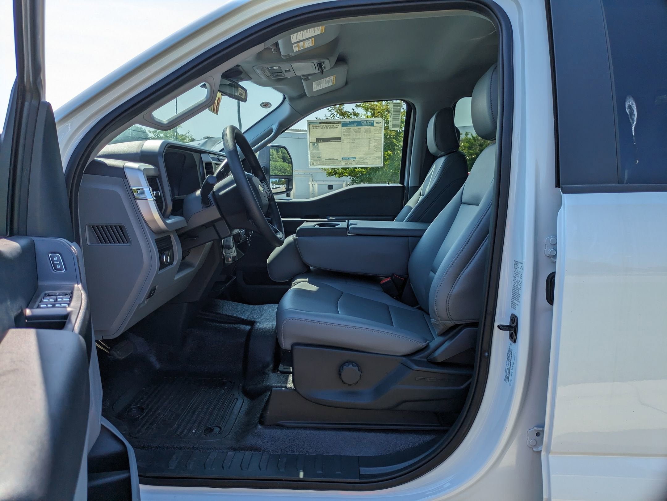 2025 Ford Super Duty F-450 DRW XL