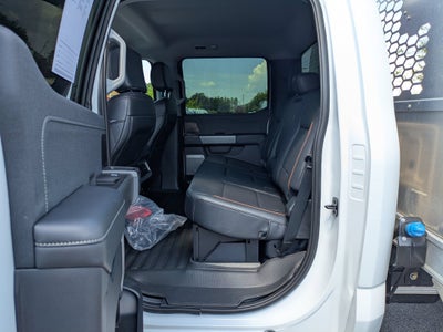 2025 Ford Super Duty F-450 DRW LARIAT