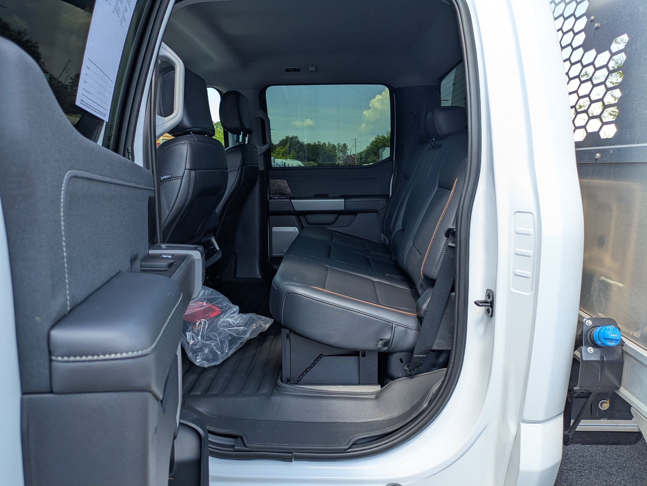 2025 Ford Super Duty F-450 DRW LARIAT