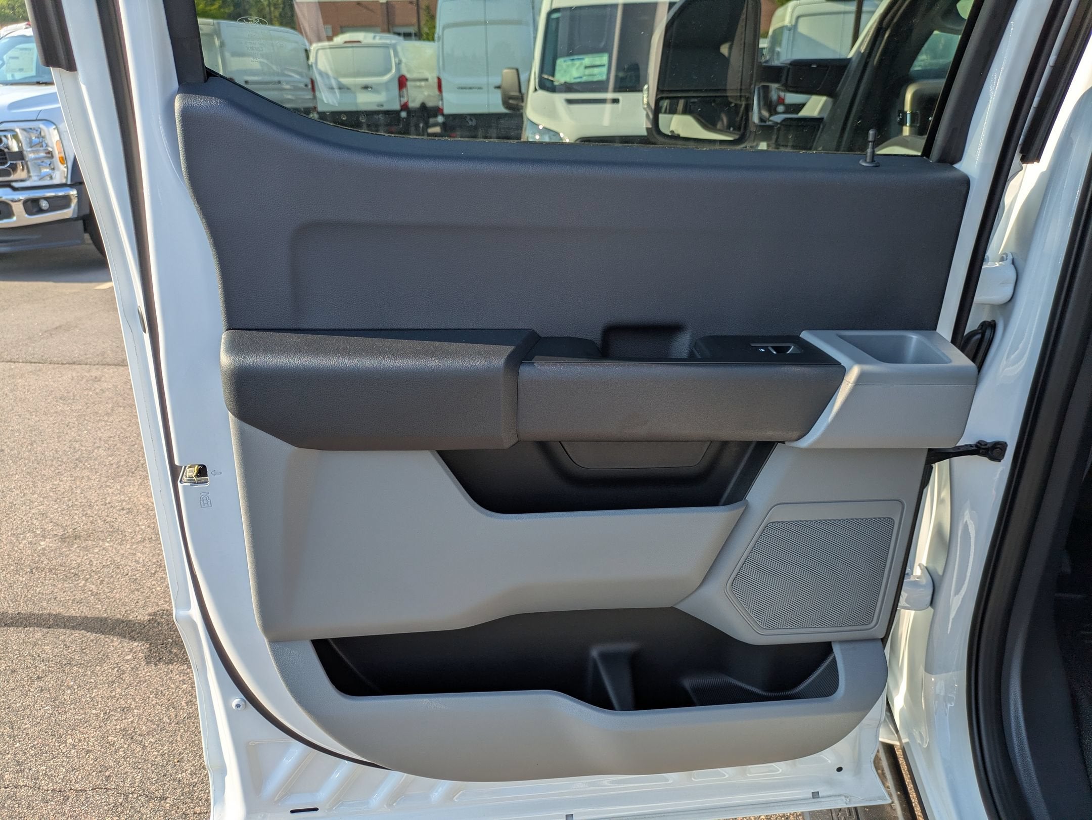 2026 Ford Super Duty F-550 DRW XL