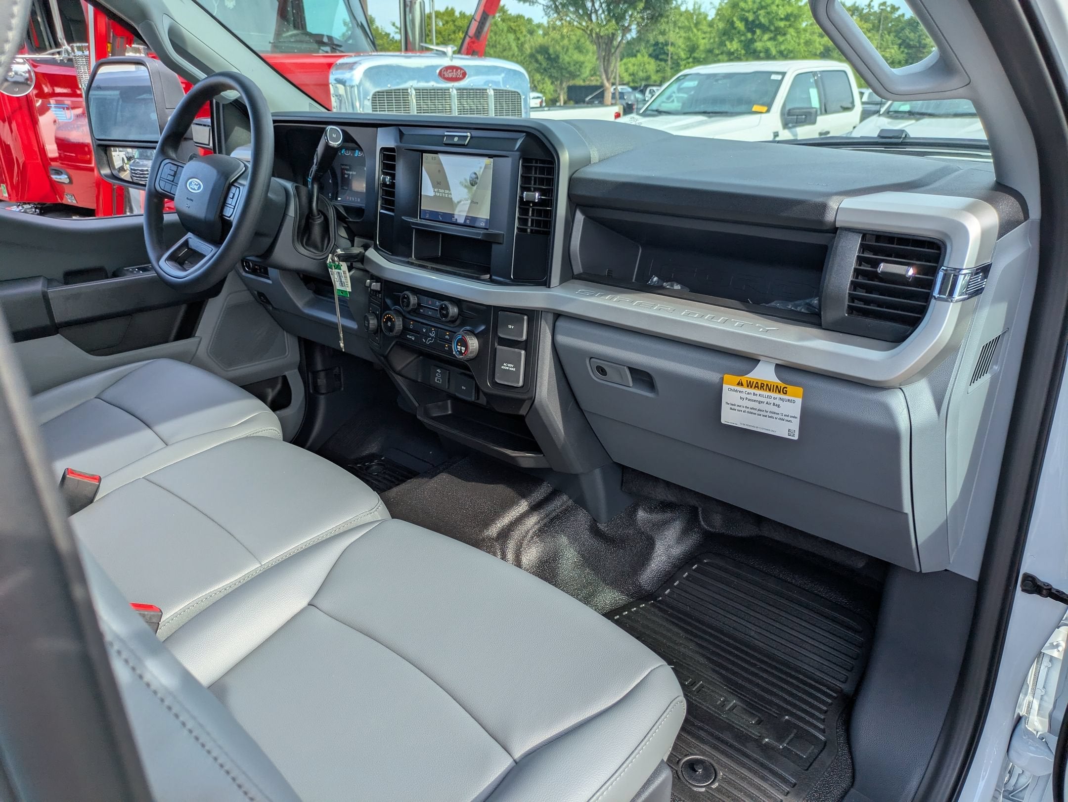 2026 Ford Super Duty F-550 DRW XL
