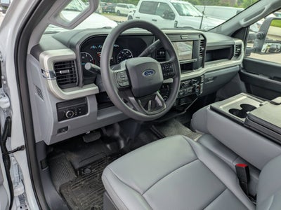 2026 Ford Super Duty F-550 DRW XL
