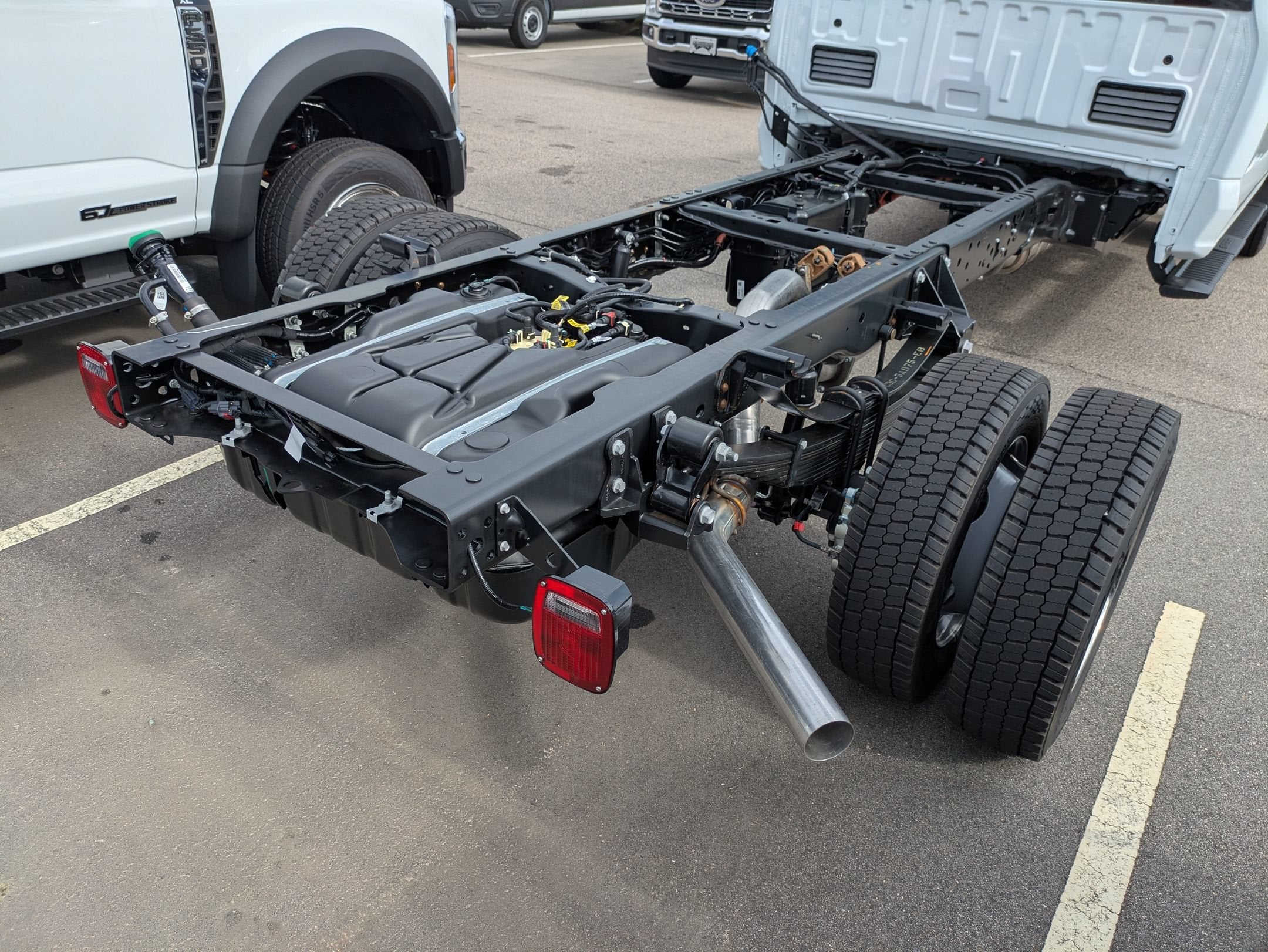 2026 Ford Super Duty F-550 DRW XL