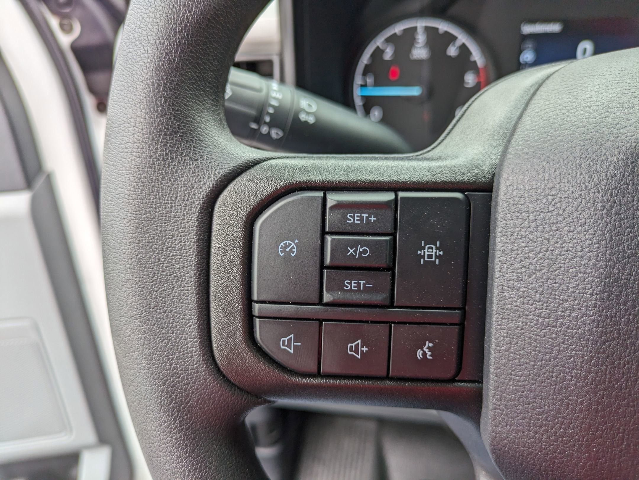 2025 Ford Super Duty F-350 DRW XL