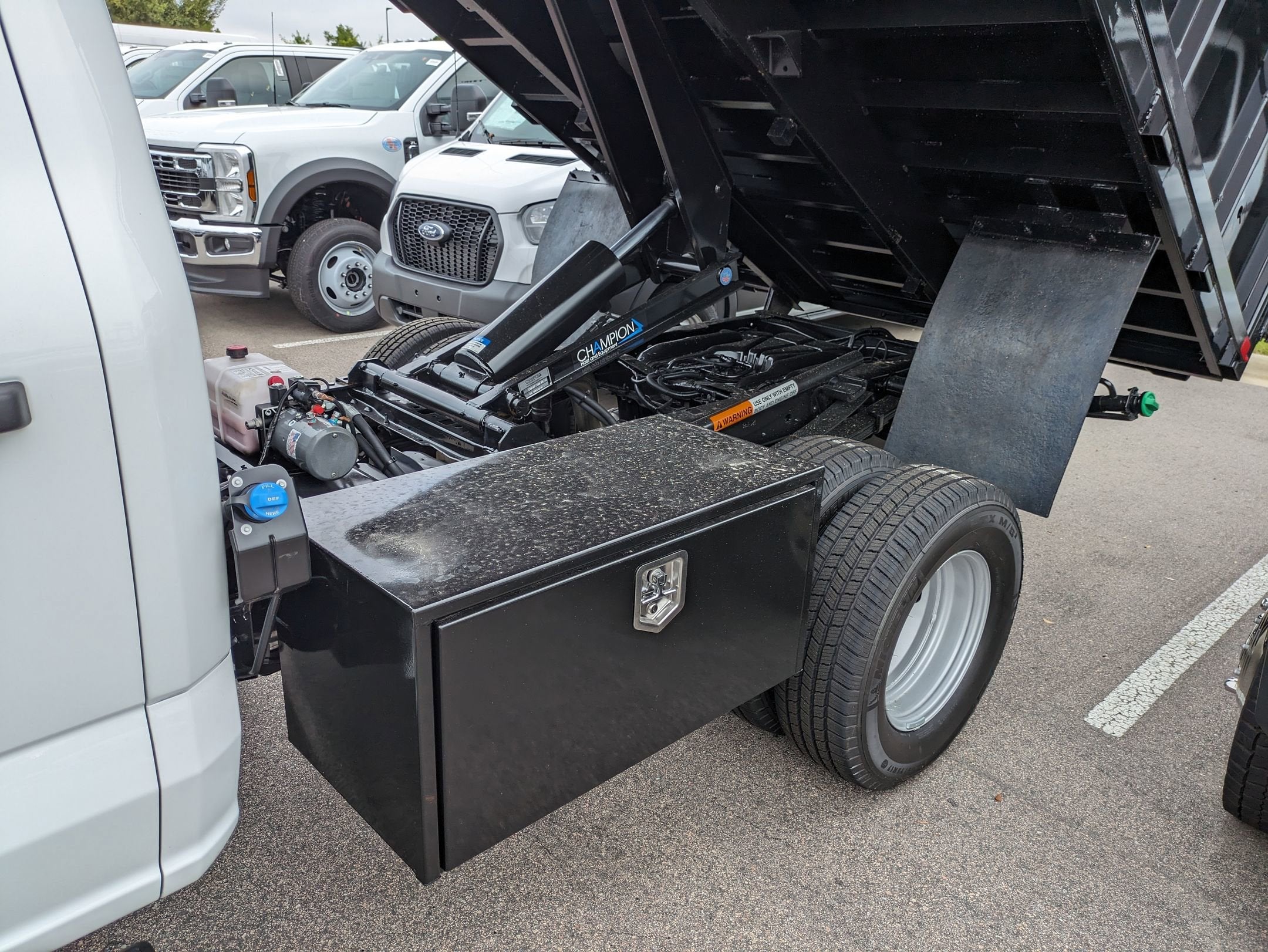 2025 Ford Super Duty F-350 DRW XL