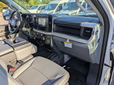 2026 Ford Super Duty F-350 DRW XL