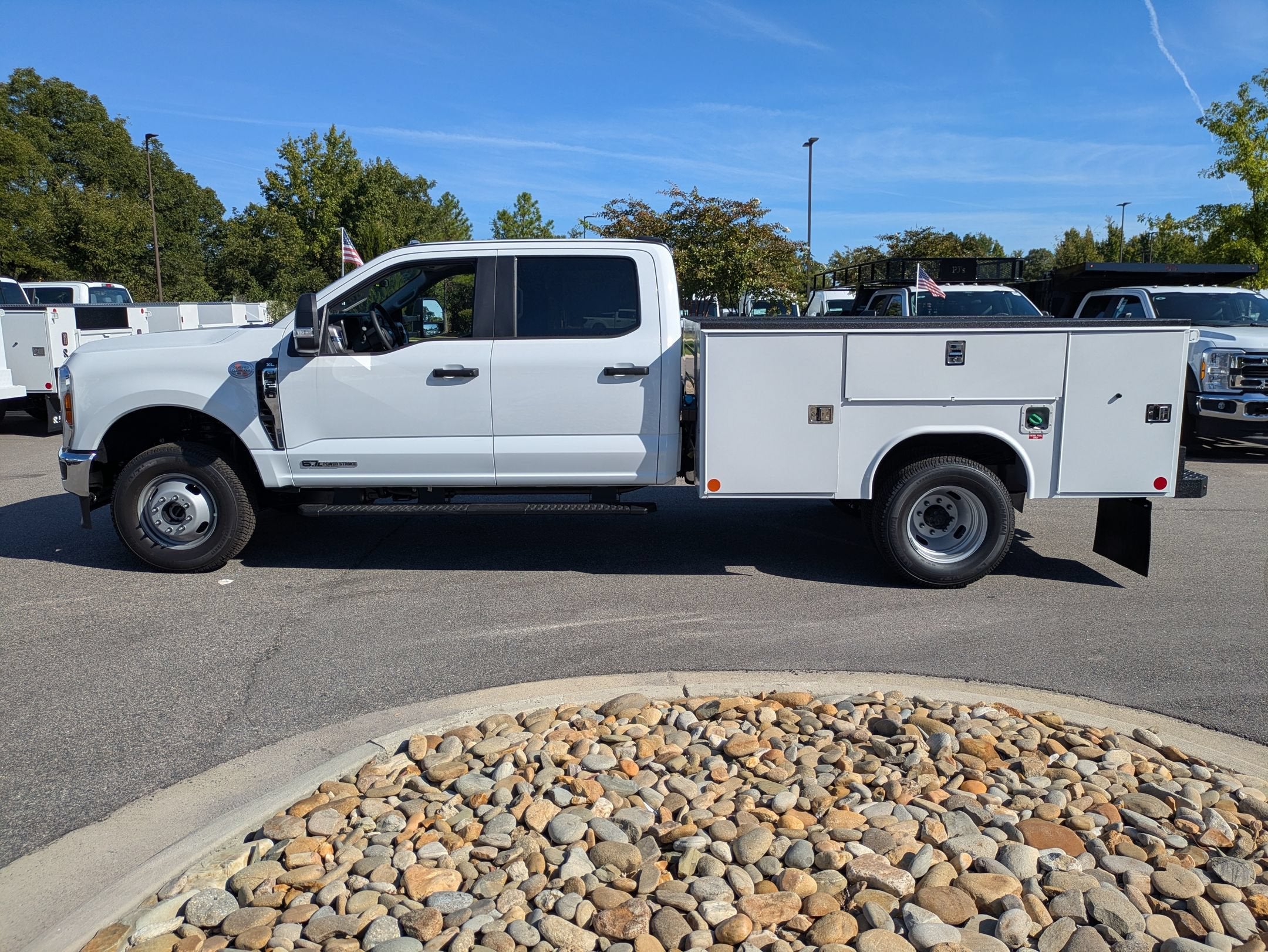 2026 Ford Super Duty F-350 DRW XL