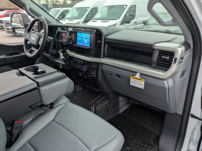 2026 Ford Super Duty F-350 DRW XL