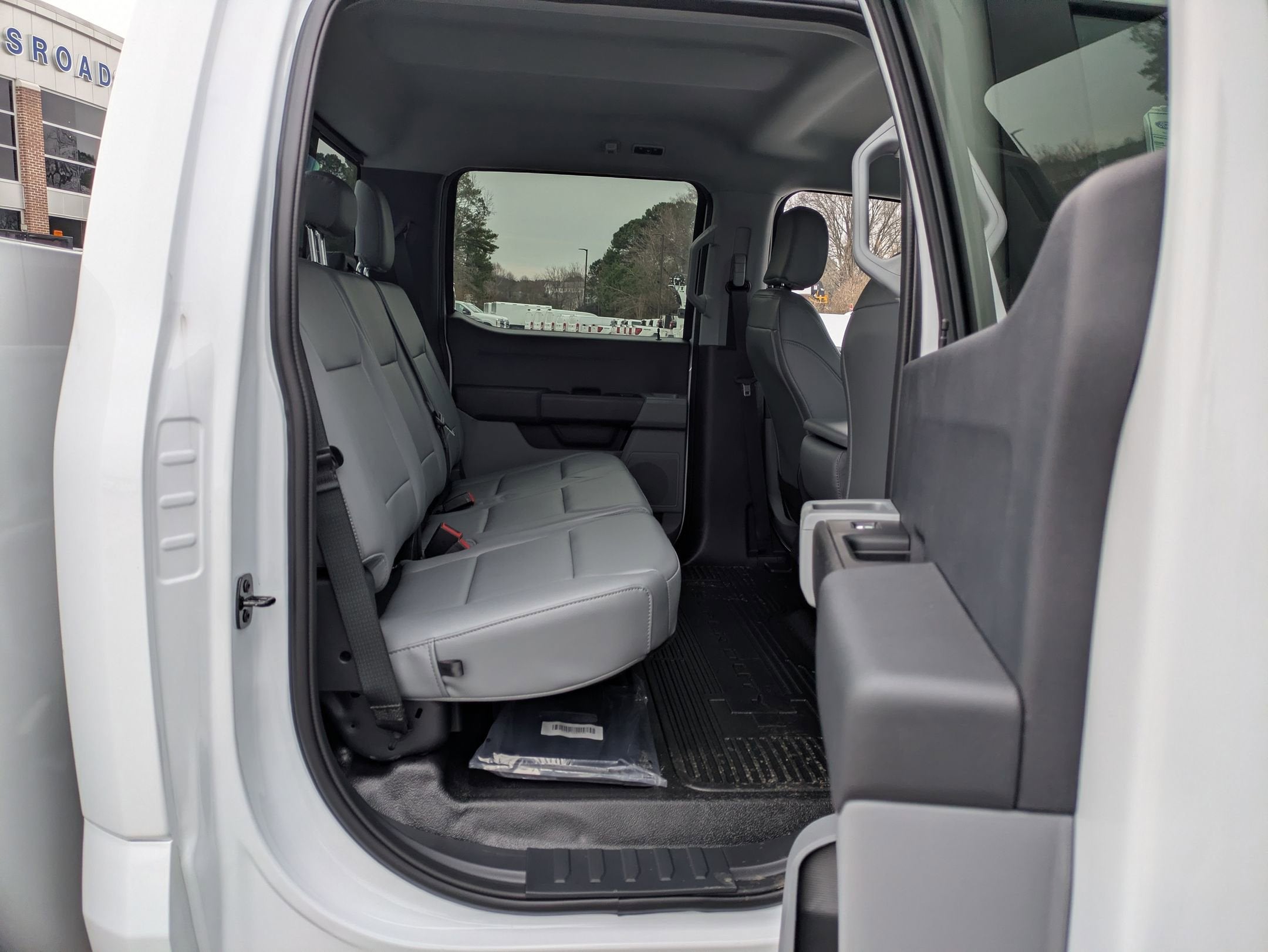 2026 Ford Super Duty F-350 DRW XL