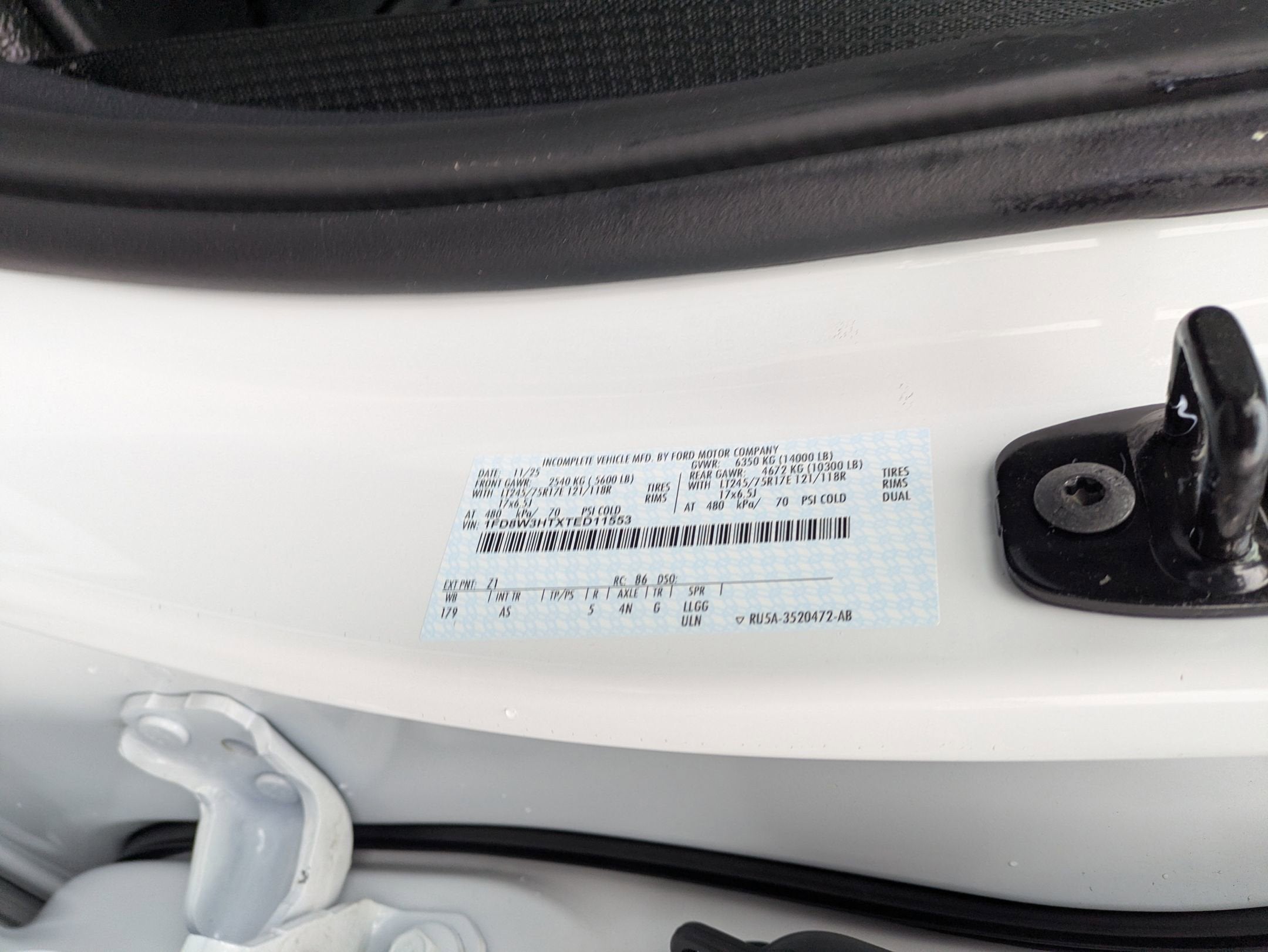 2026 Ford Super Duty F-350 DRW XL