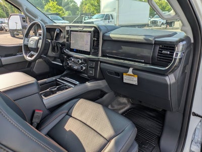 2026 Ford Super Duty F-450 DRW LARIAT