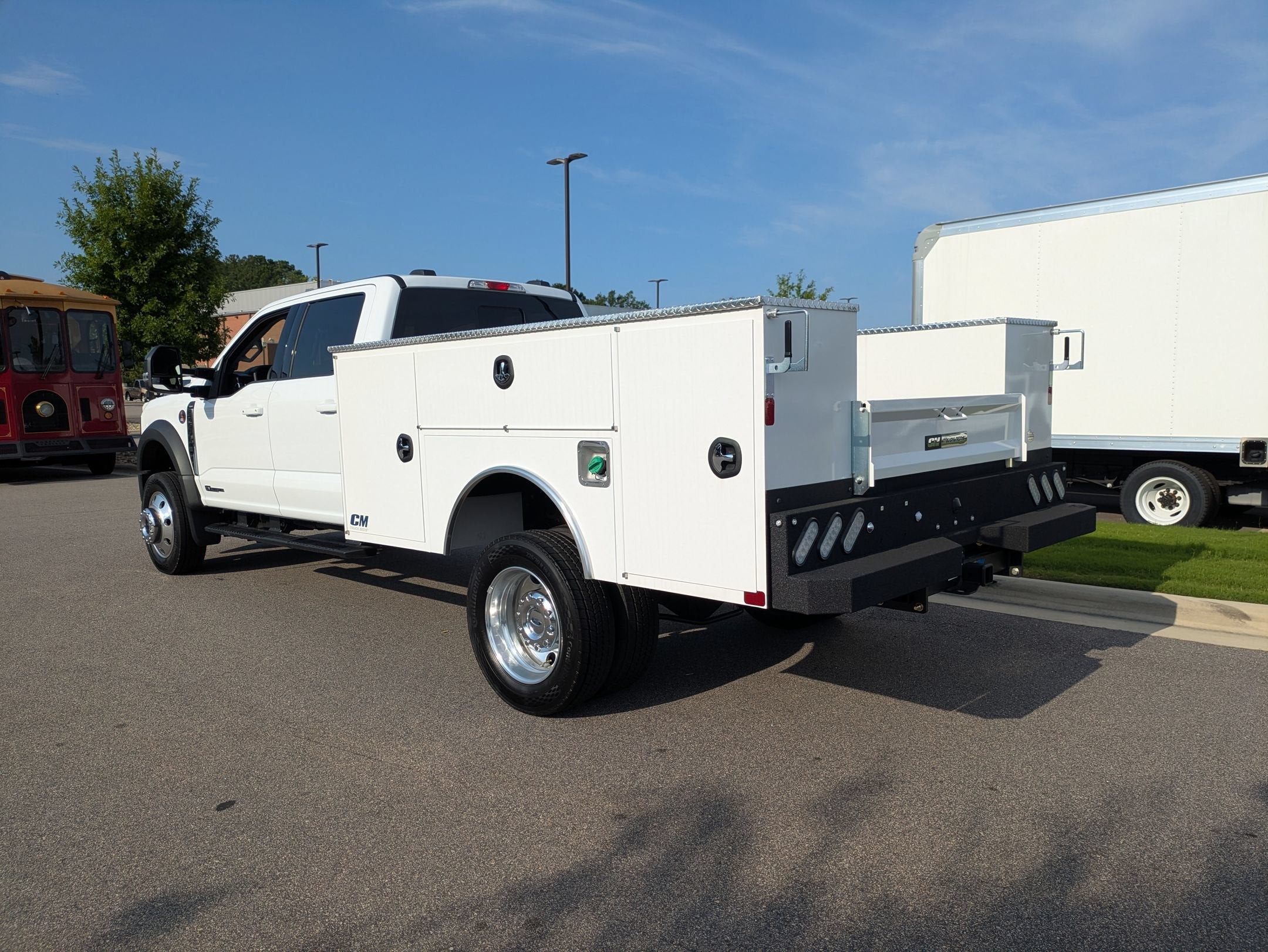 2026 Ford Super Duty F-450 DRW LARIAT