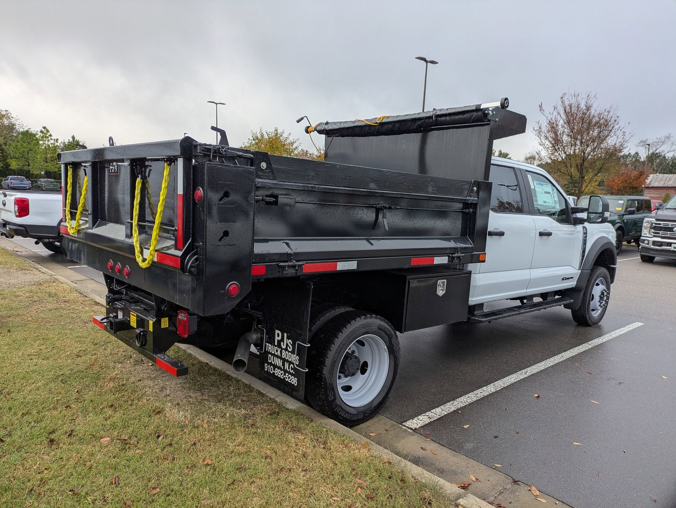 2025 Ford Super Duty F-450 DRW XL