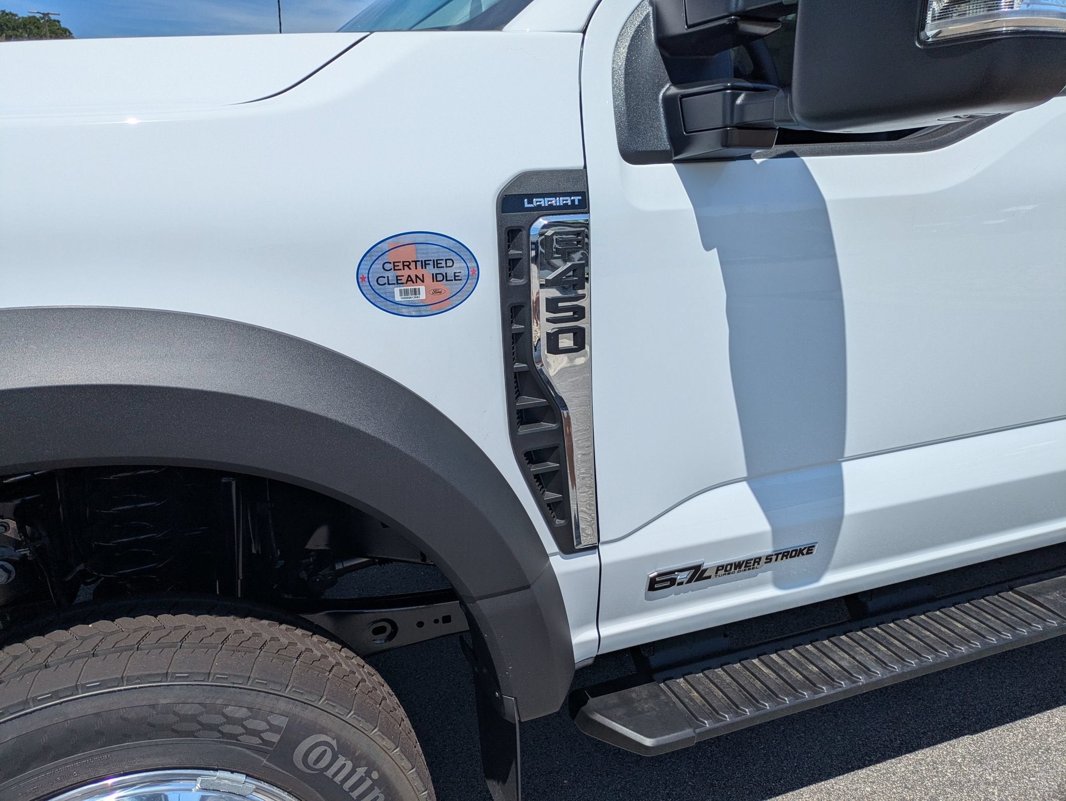 2026 Ford Super Duty F-450 DRW LARIAT