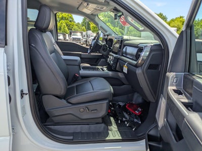 2026 Ford Super Duty F-450 DRW LARIAT