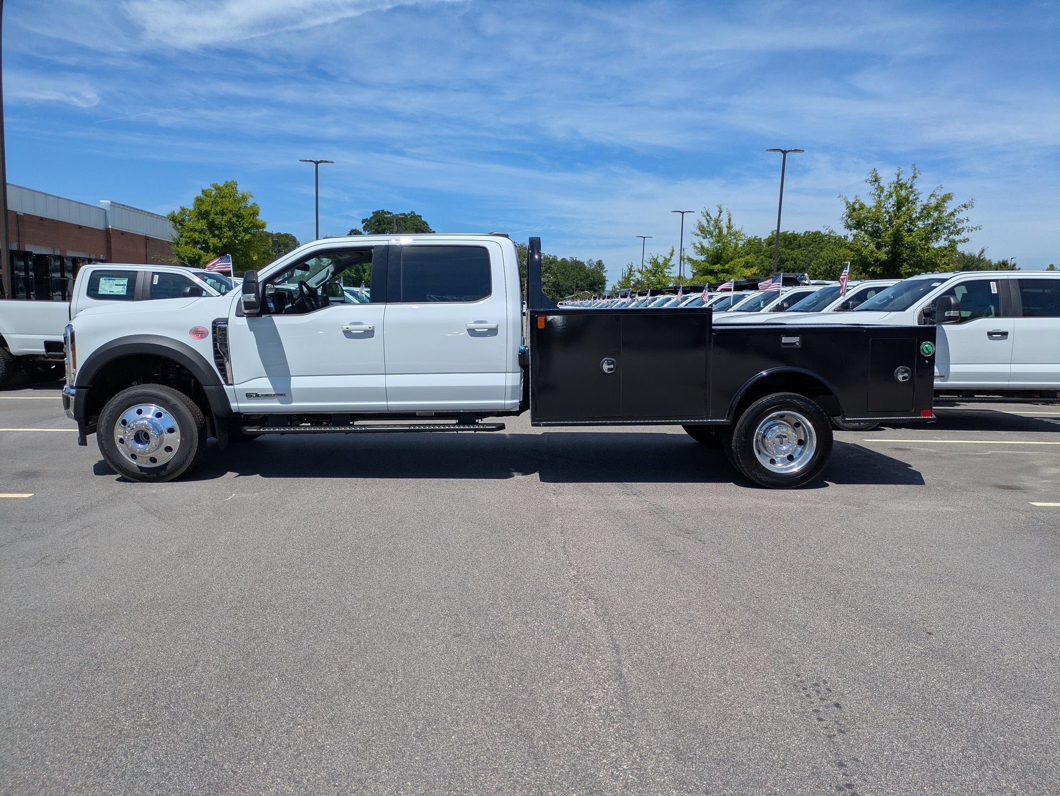 2026 Ford Super Duty F-450 DRW LARIAT