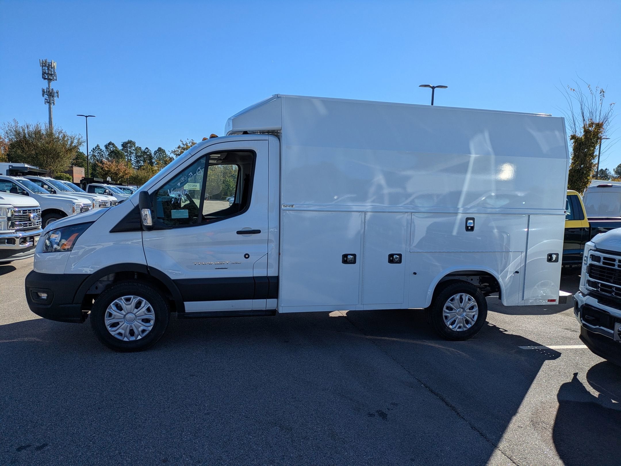 2025 Ford Transit Cutaway Base