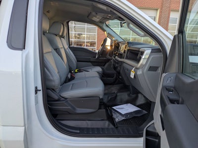 2026 Ford Super Duty F-550 DRW XL