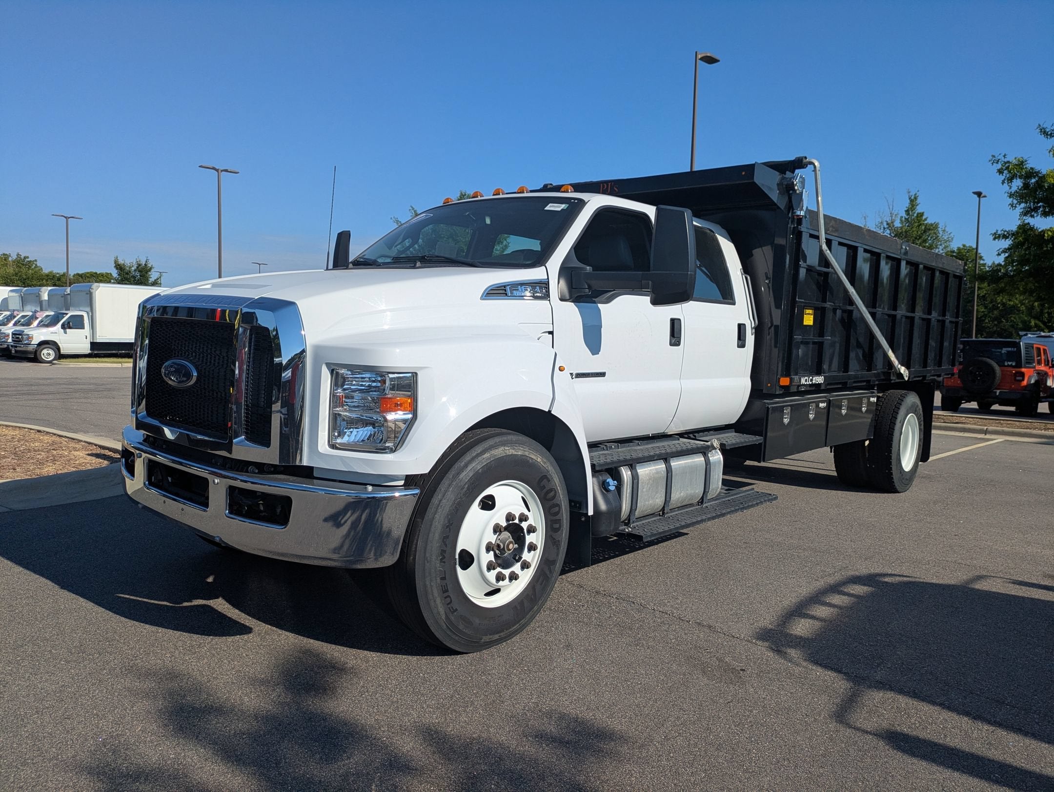 2025 Ford F-650SD Base