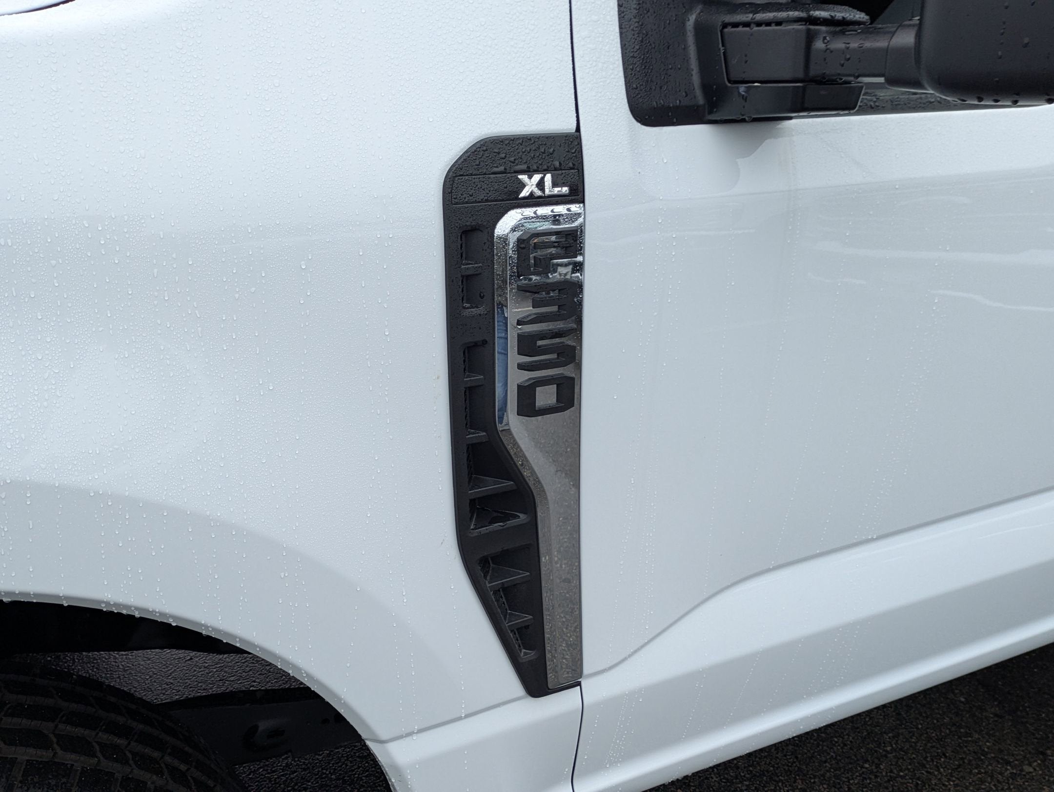 2026 Ford Super Duty F-350 DRW XL